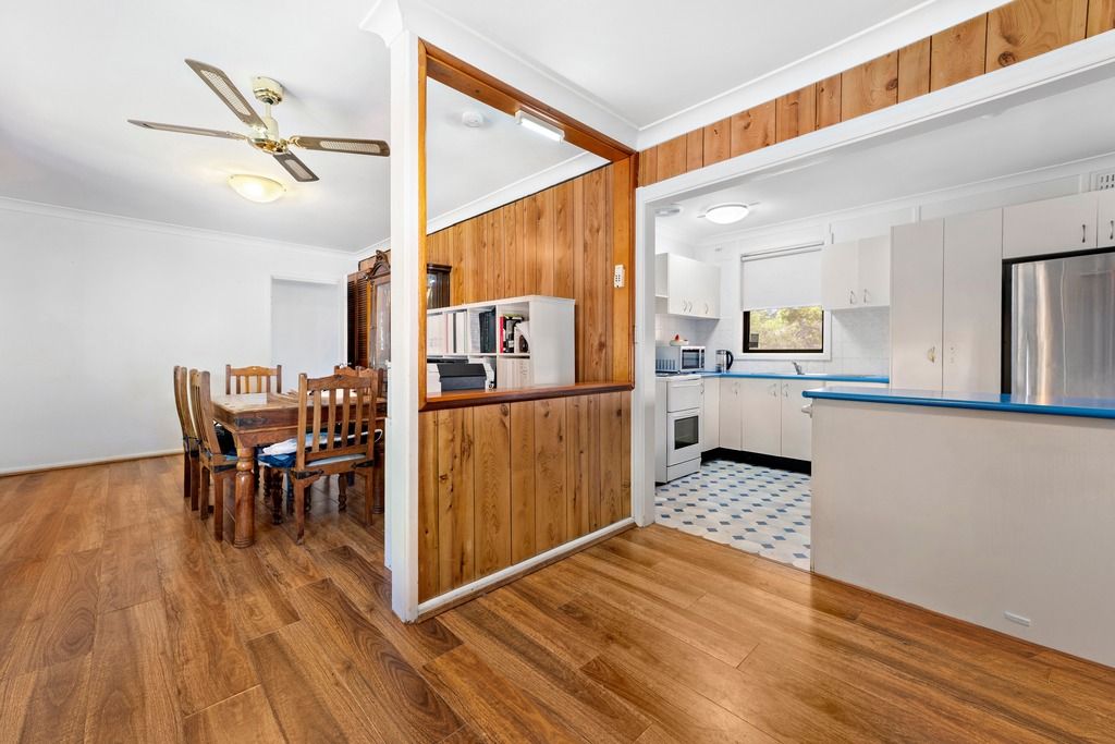 64 Magnolia Street — photo 3 of 18