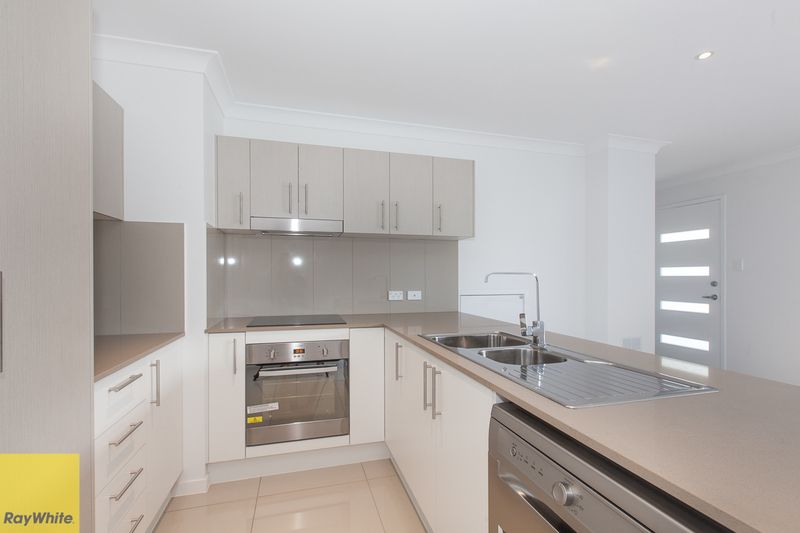 2/23 Garden Road, Coomera, QLD 4209