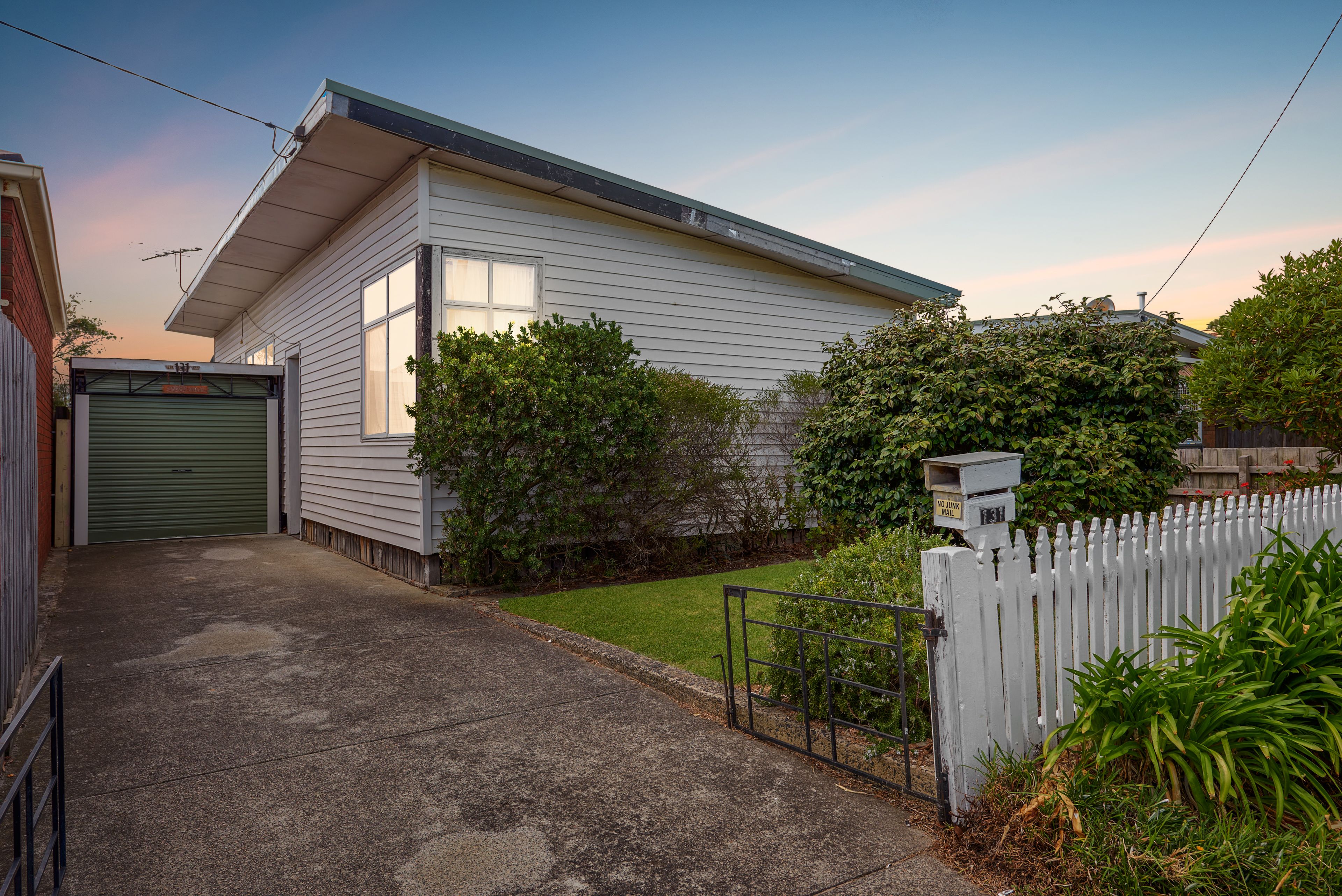131 Sixth Avenue, Rosebud VIC 3939