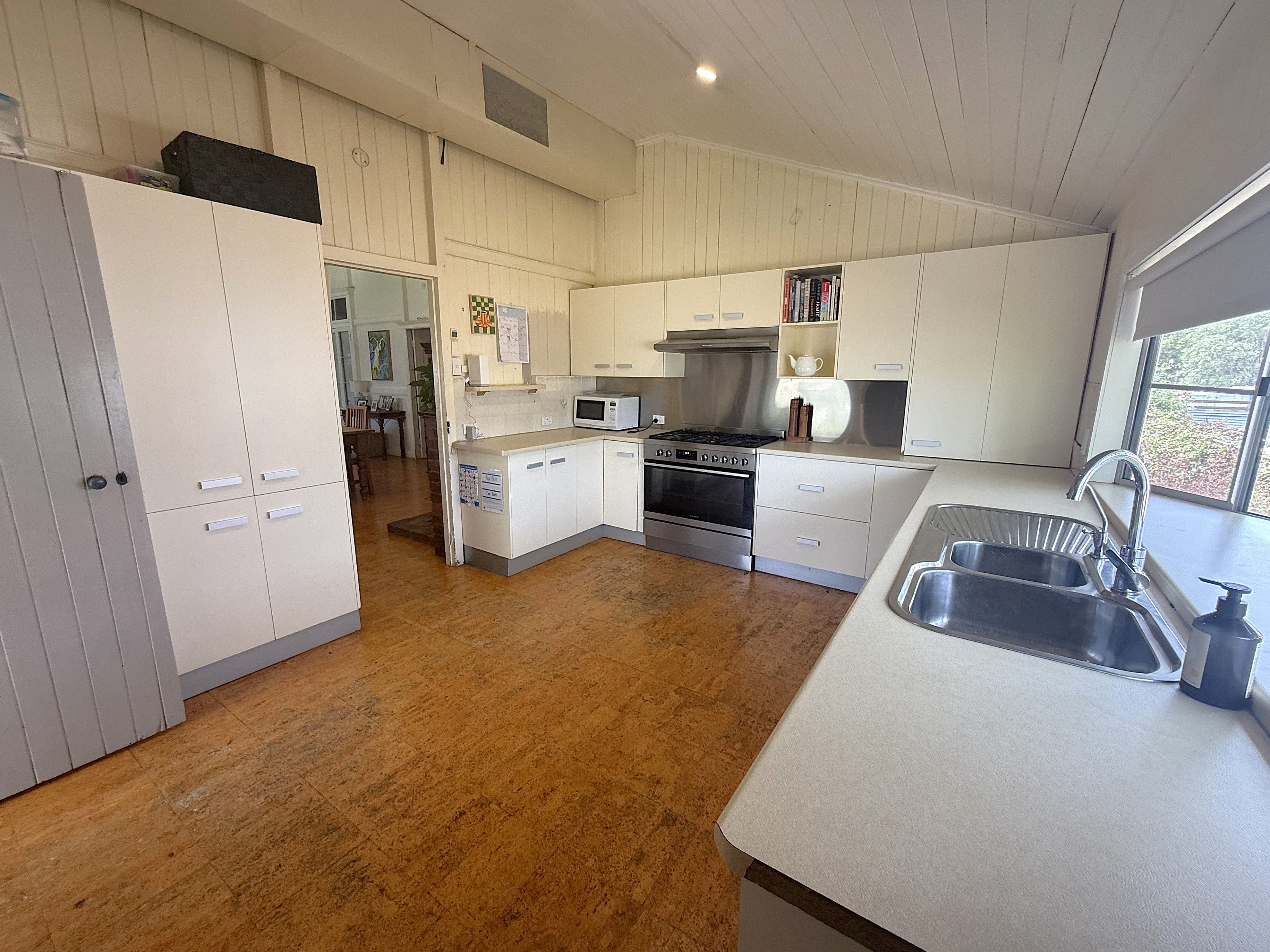 149 Galah Street — photo 10 of 28