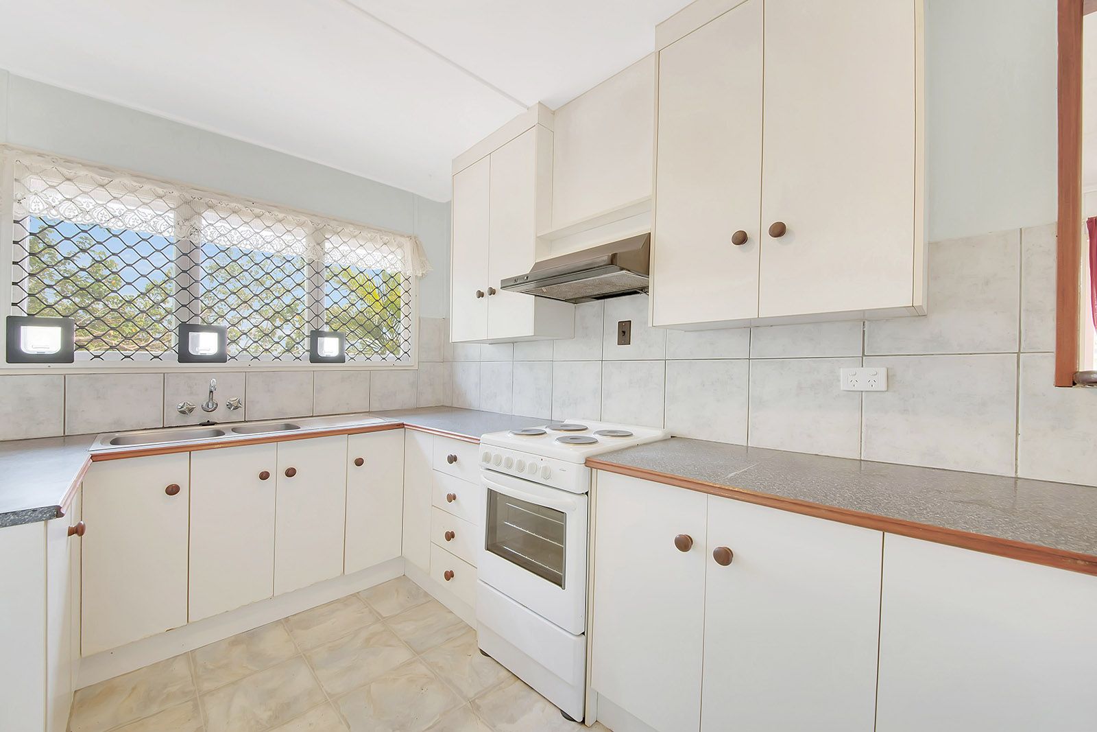 118 O'Connell Street, Barney Point, QLD 4680