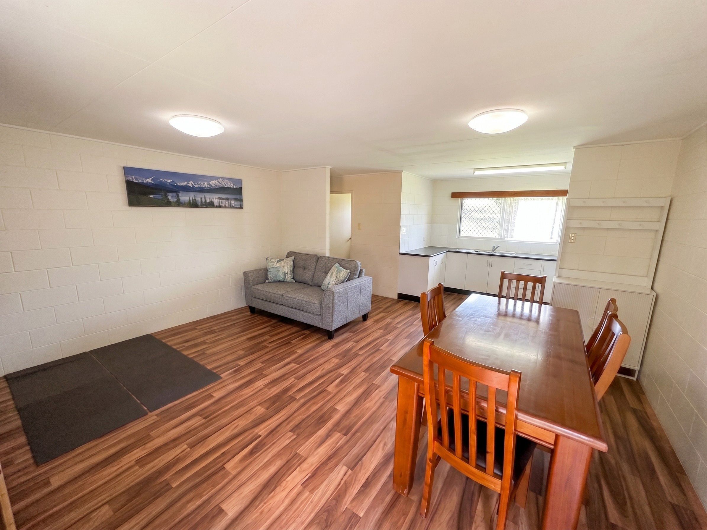 139 Robert Street — photo 6 of 21