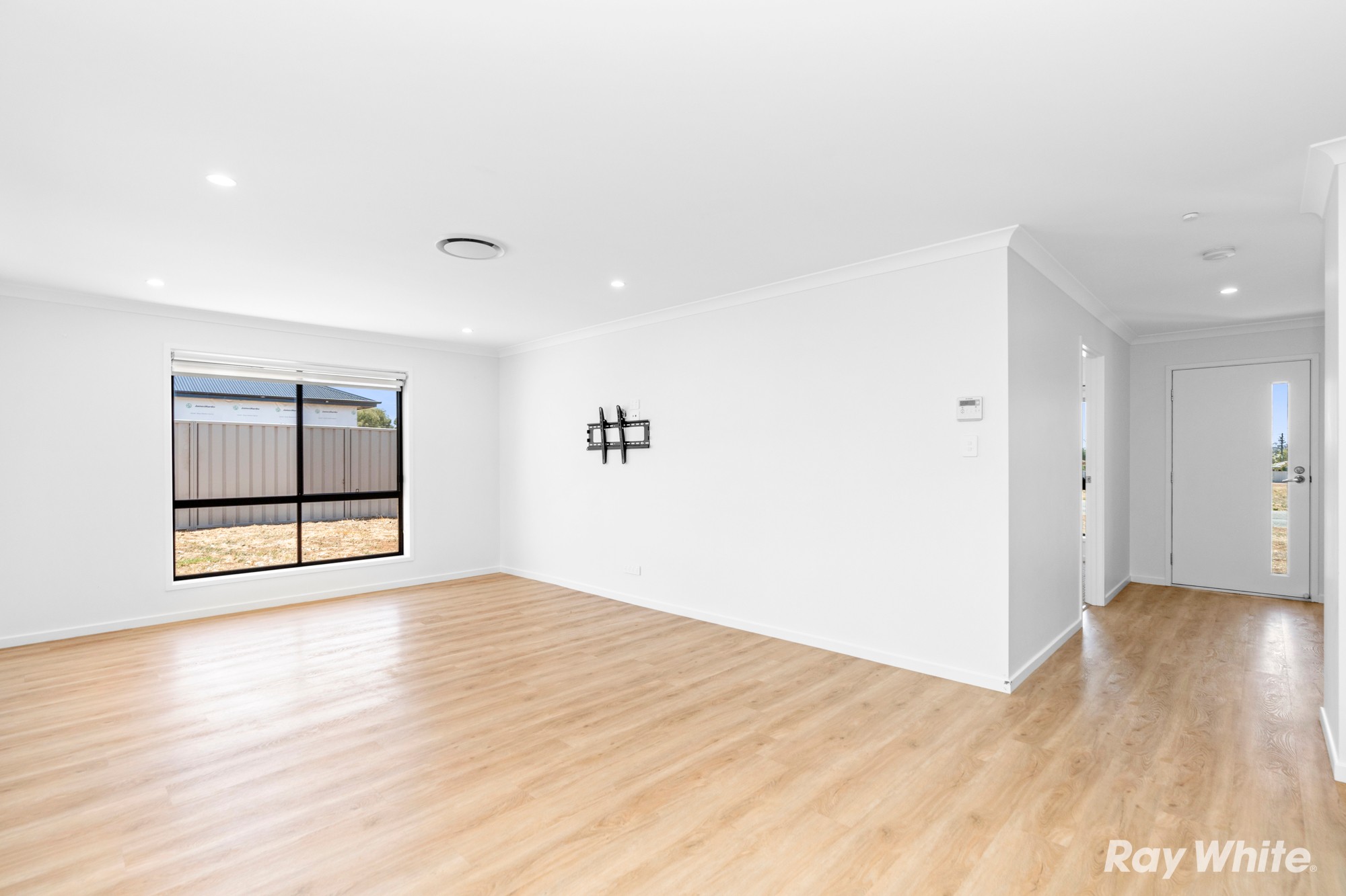 85 Devlin Street, Coolamon, NSW 2701