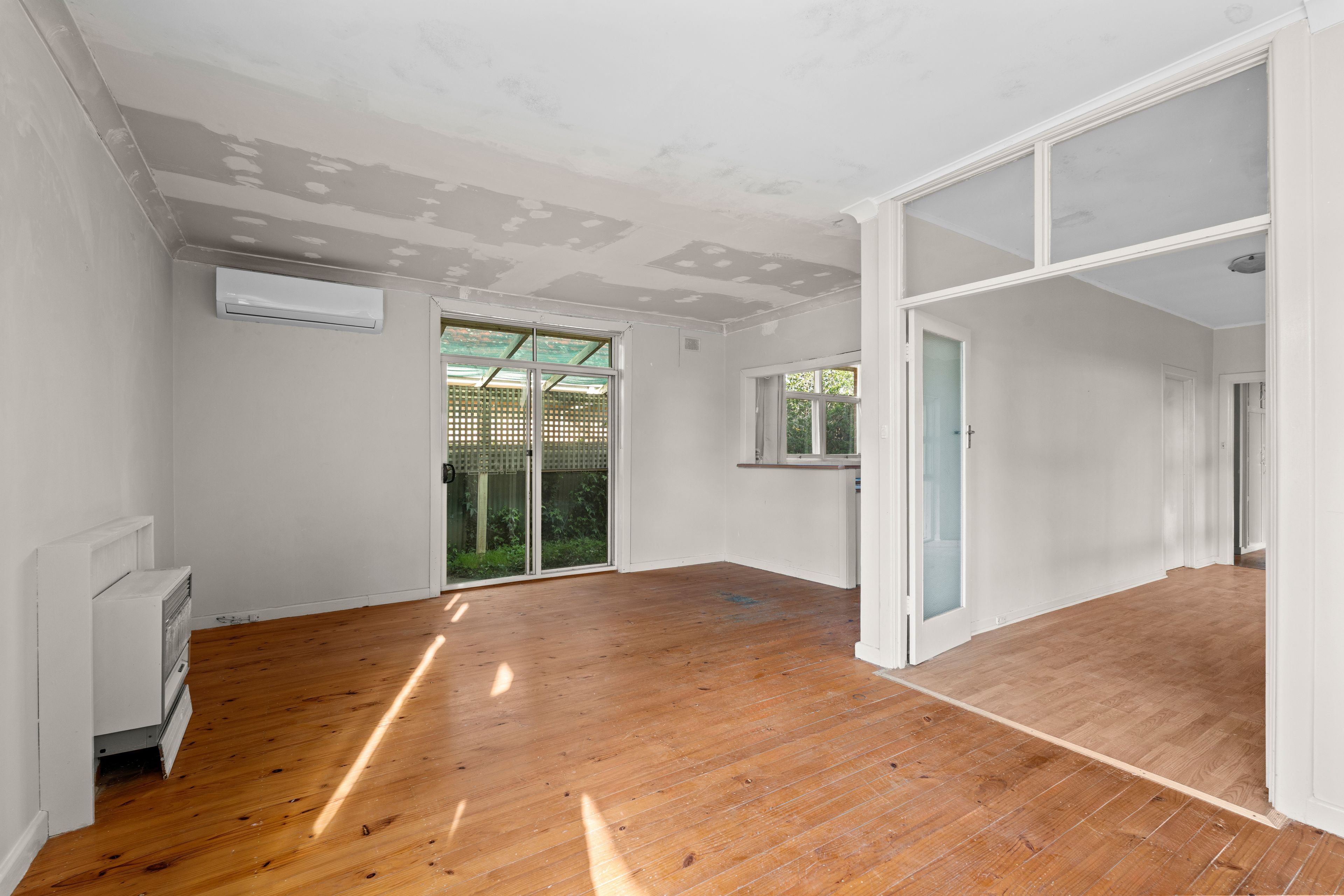10 Warren Avenue — photo 5 of 17