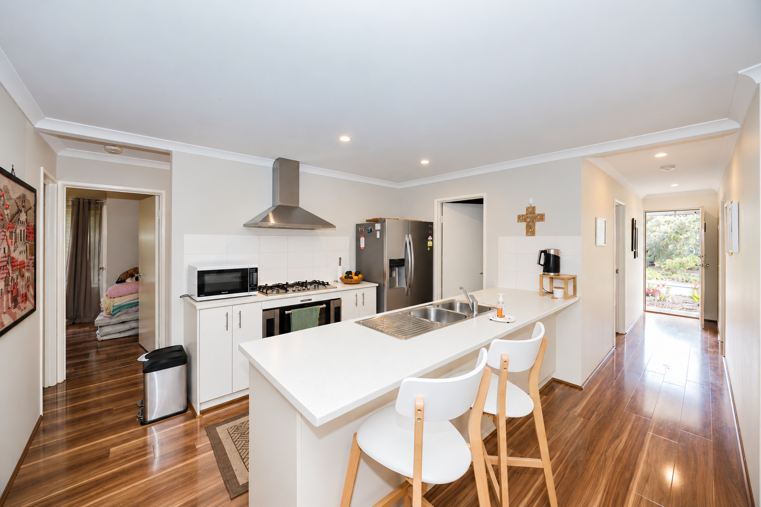 55 Mebbin Grove — photo 4 of 16