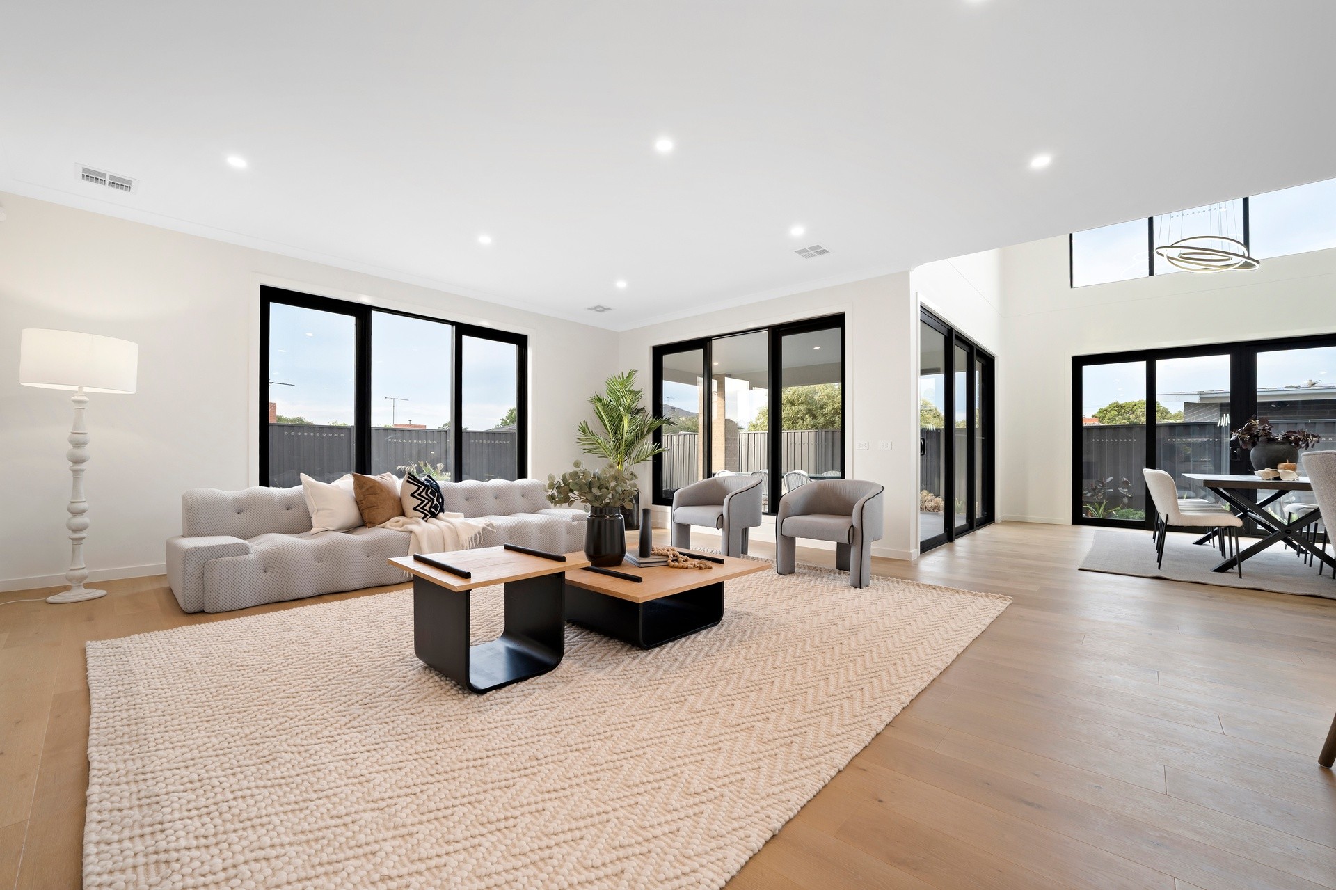 11 Mackie Road, Mulgrave, VIC 3170