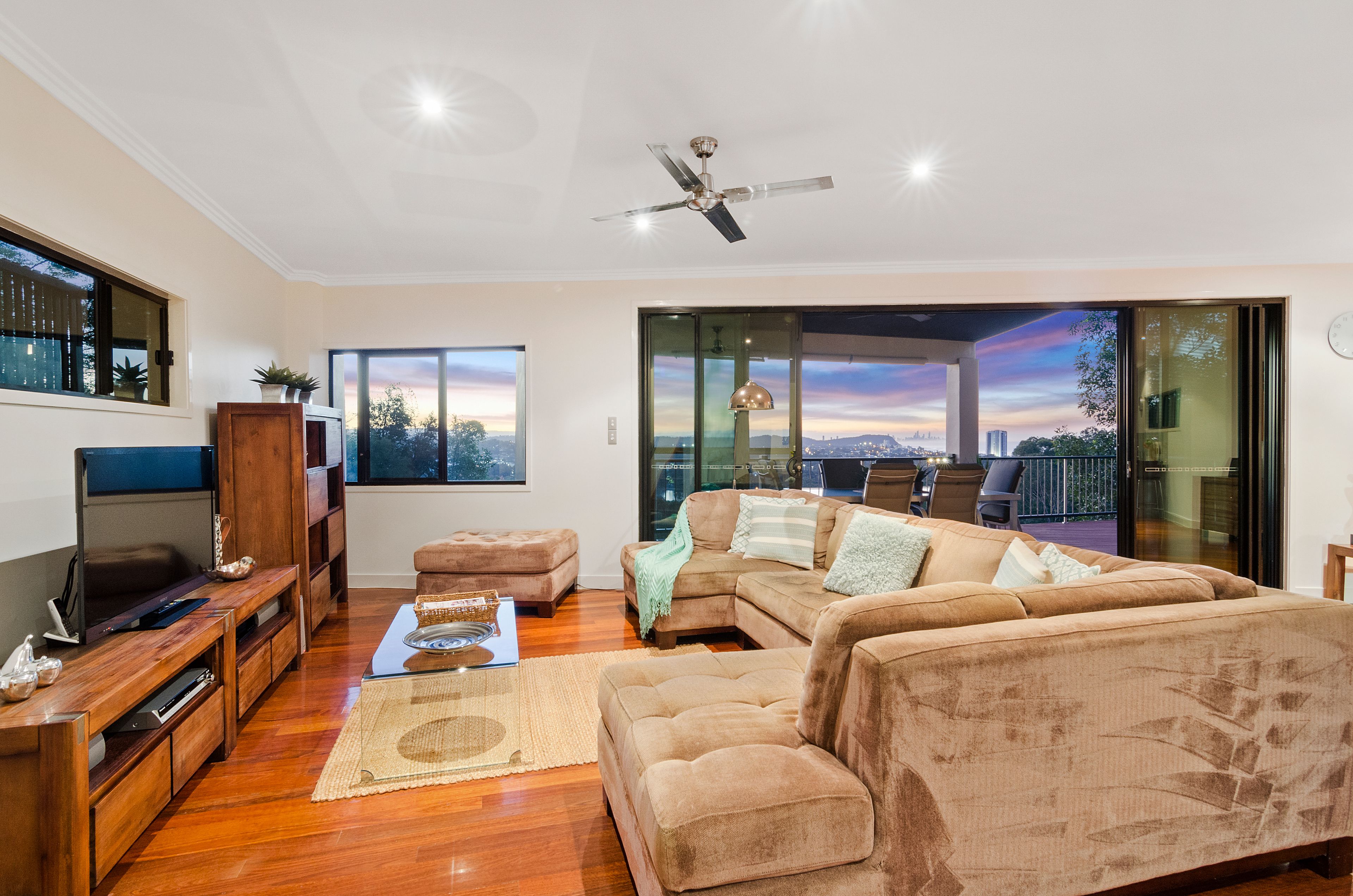 7 Currumbin Crest Drive, Currumbin QLD 4223