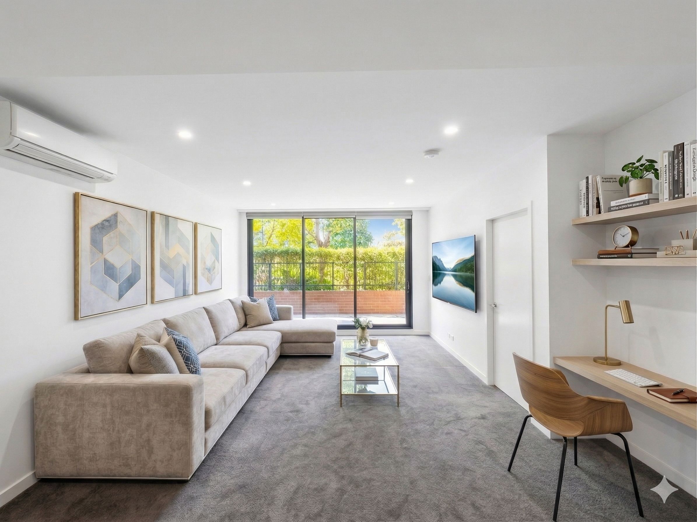 102/101C Lord Sheffield Circuit, Penrith, NSW