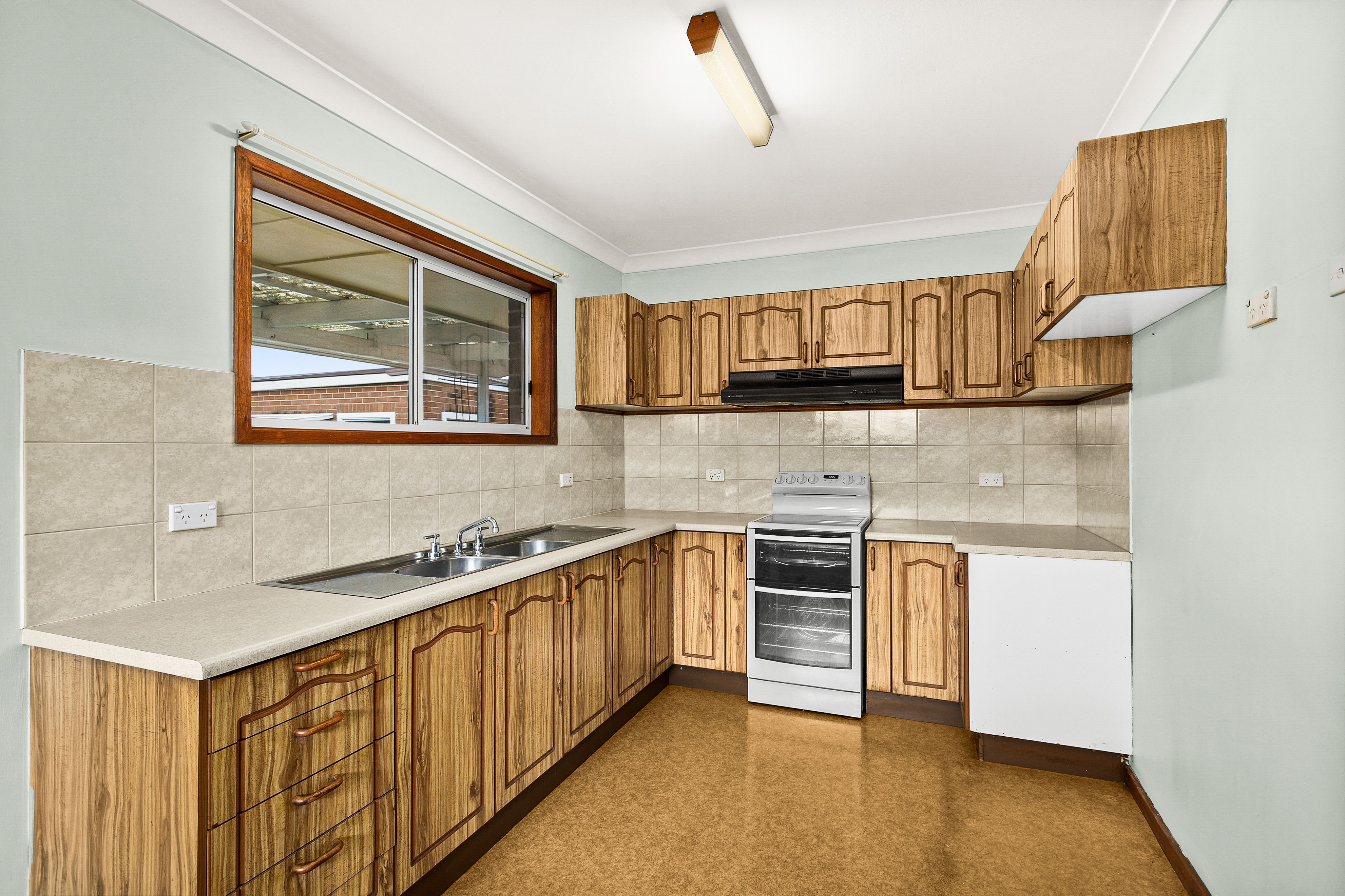 16 Venn Street, Berkeley, NSW 2506