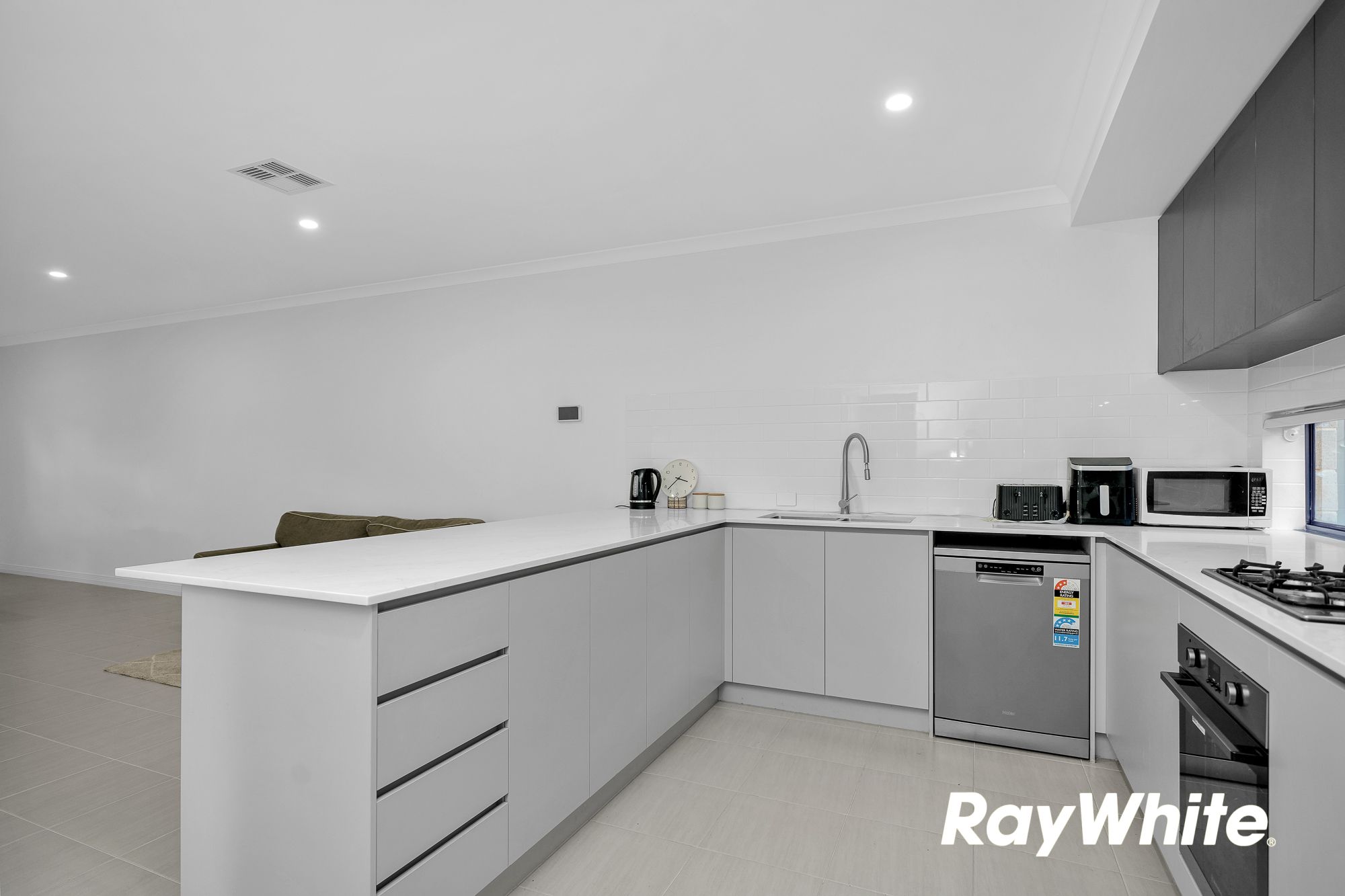 26B Southwark Way — photo 6 of 30