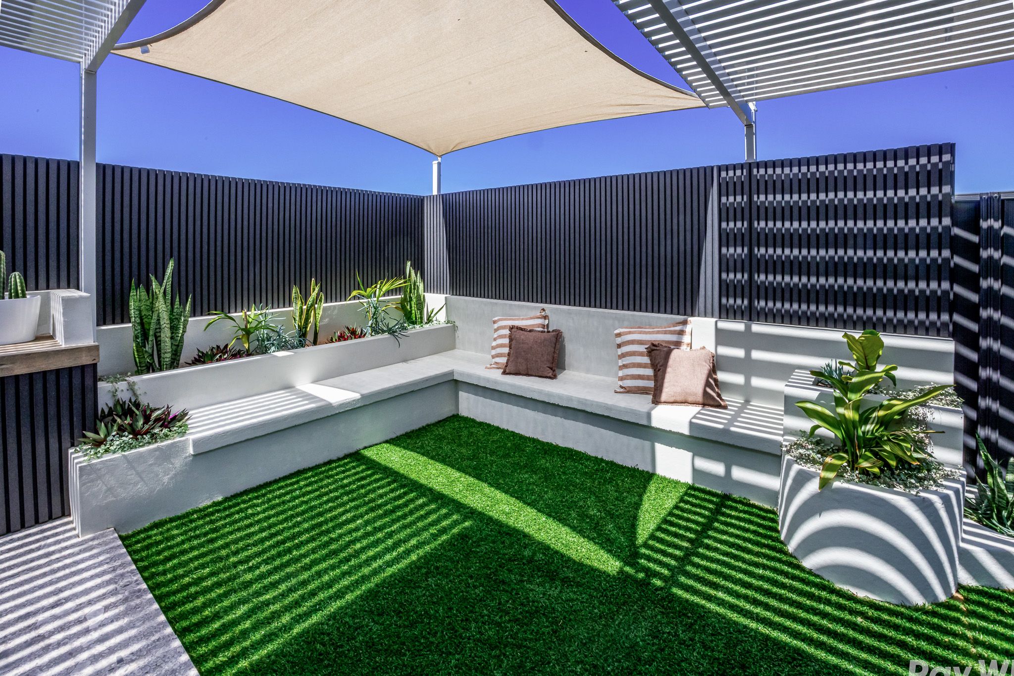 71 Kentia Drive — photo 8 of 17