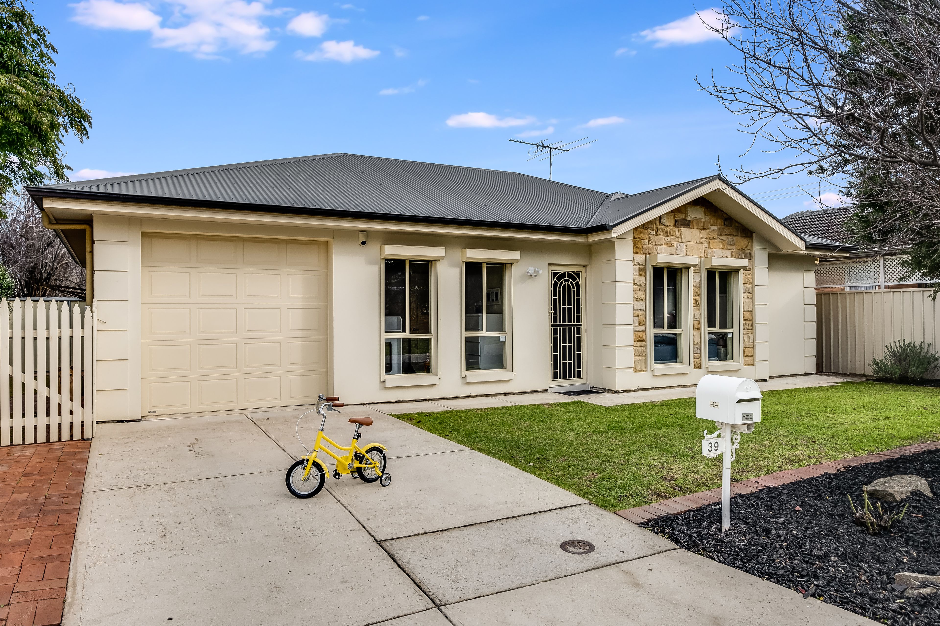 39 Trellios Street, Modbury SA 5092