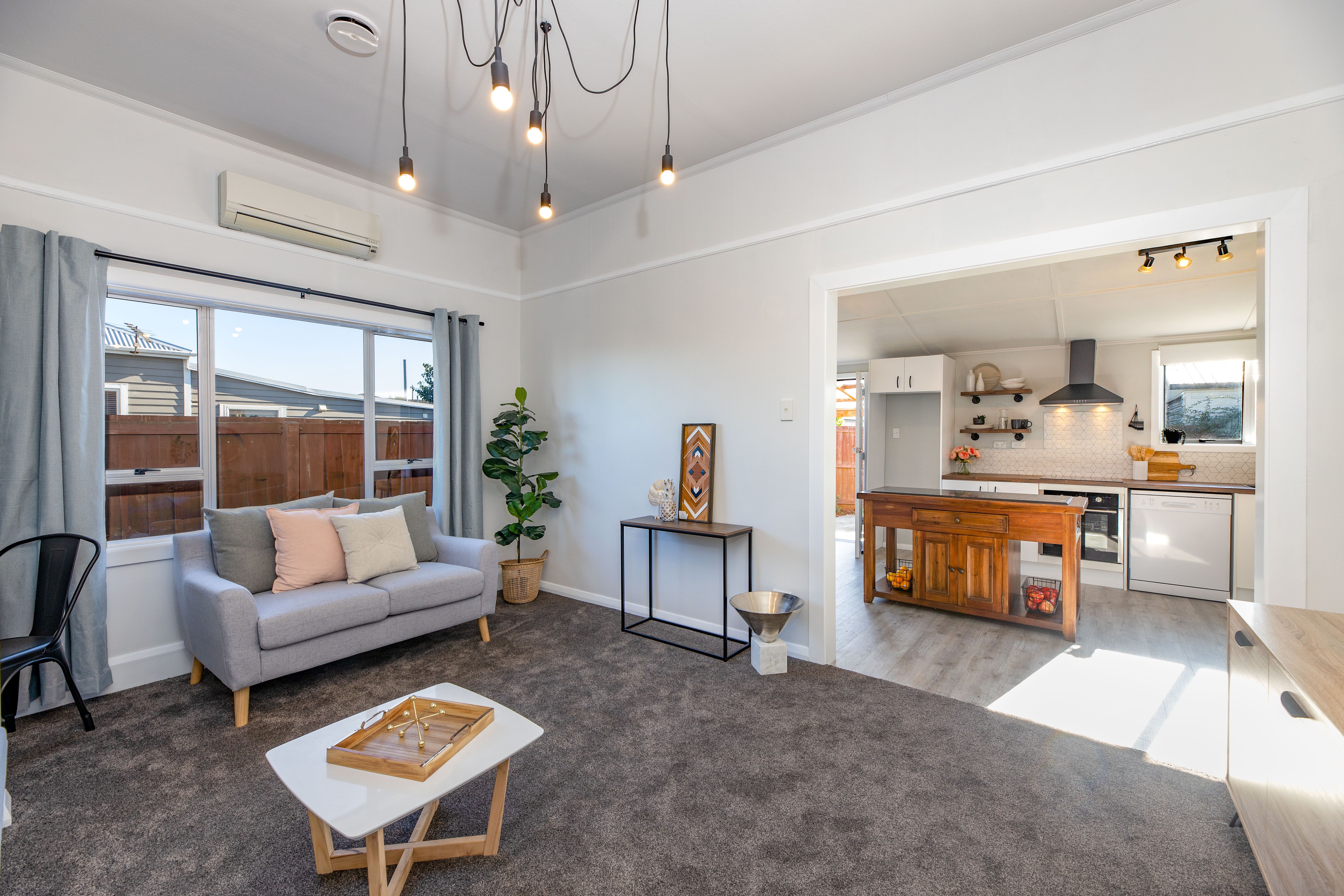 1/7 Seymour Street, Hornby, Christchurch City