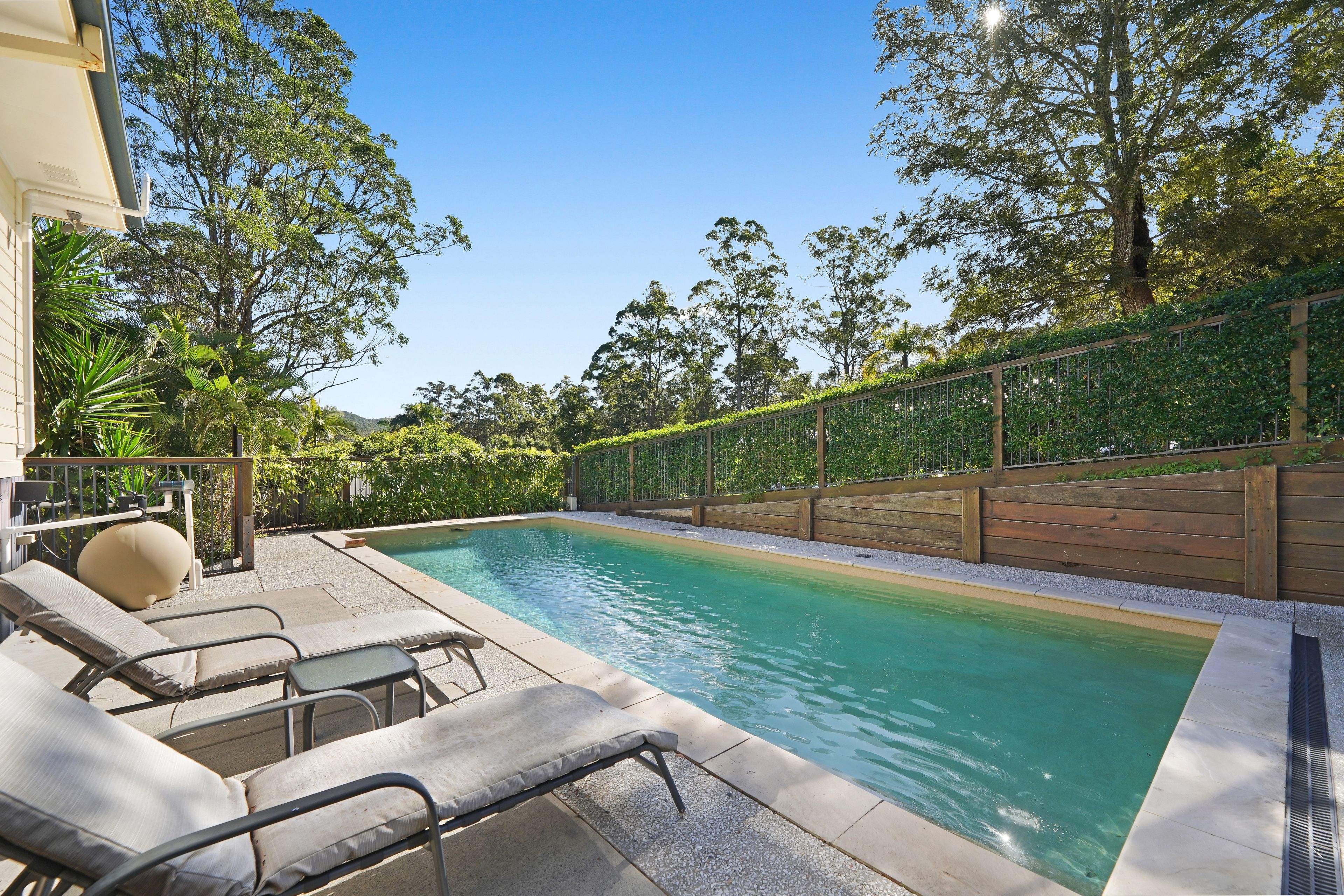25 Lomatia Court, Bonogin, QLD 4213