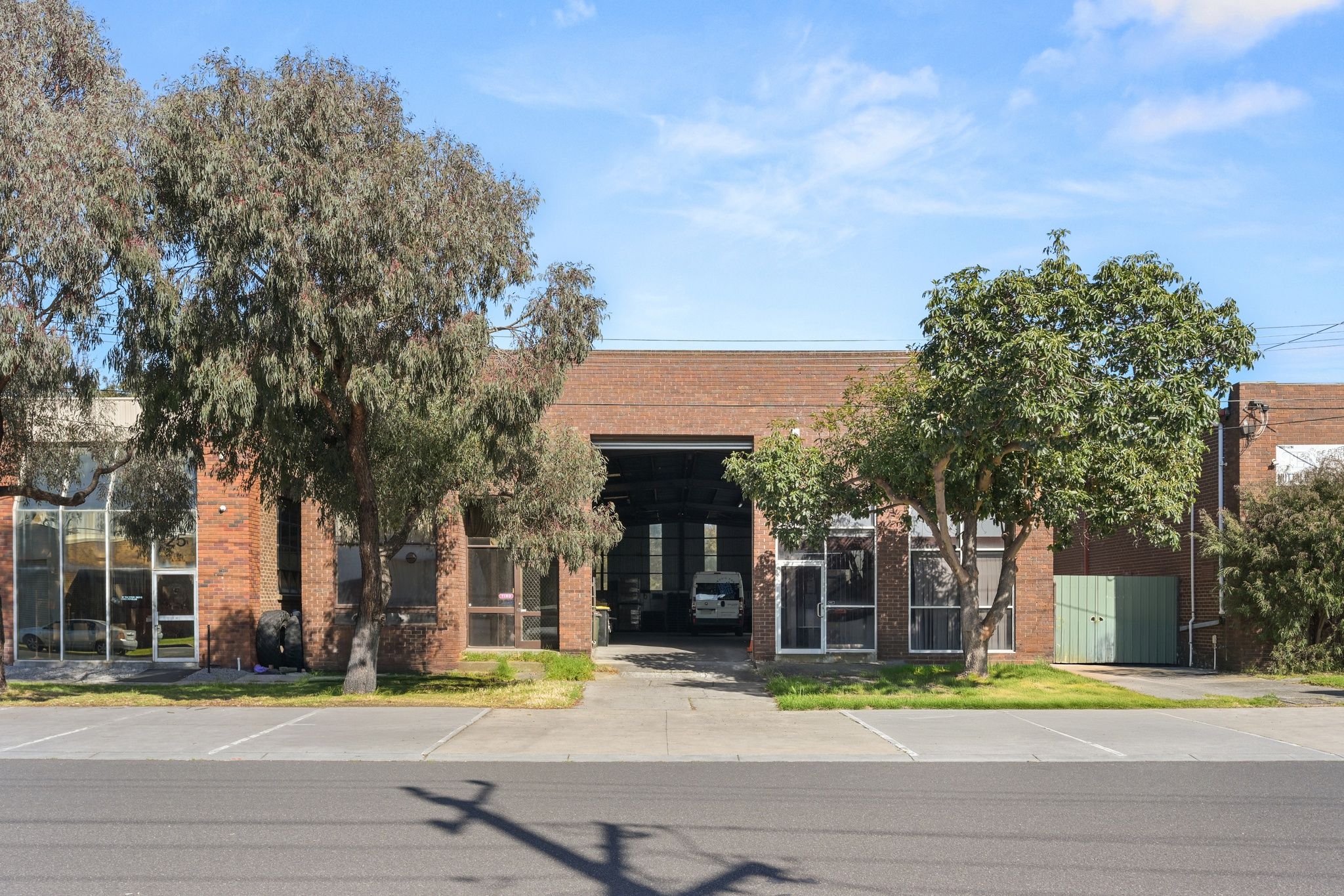 23 Taunton Drive, Cheltenham, VIC 3192