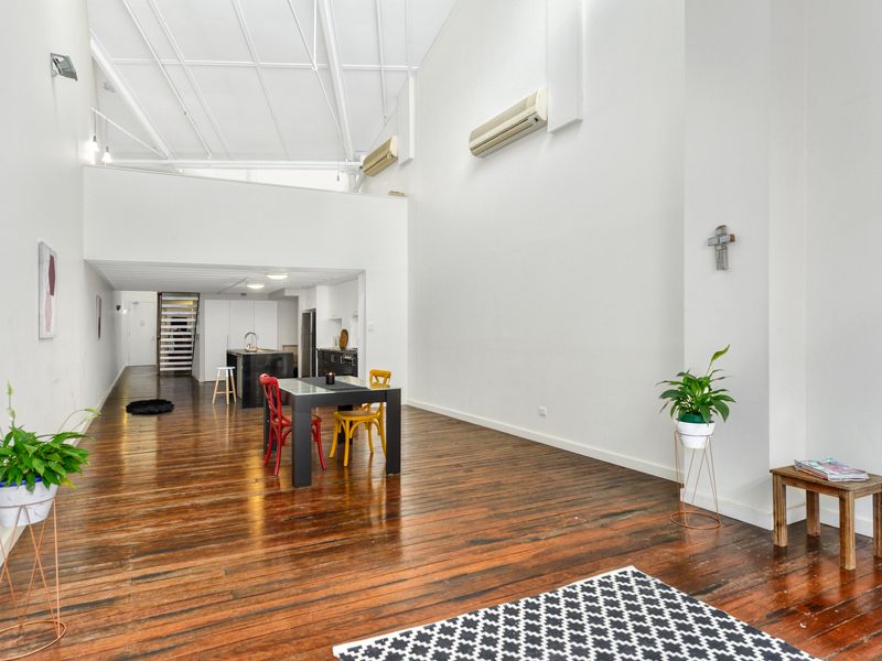 304/64 Macquarie Street, Teneriffe, QLD 4005