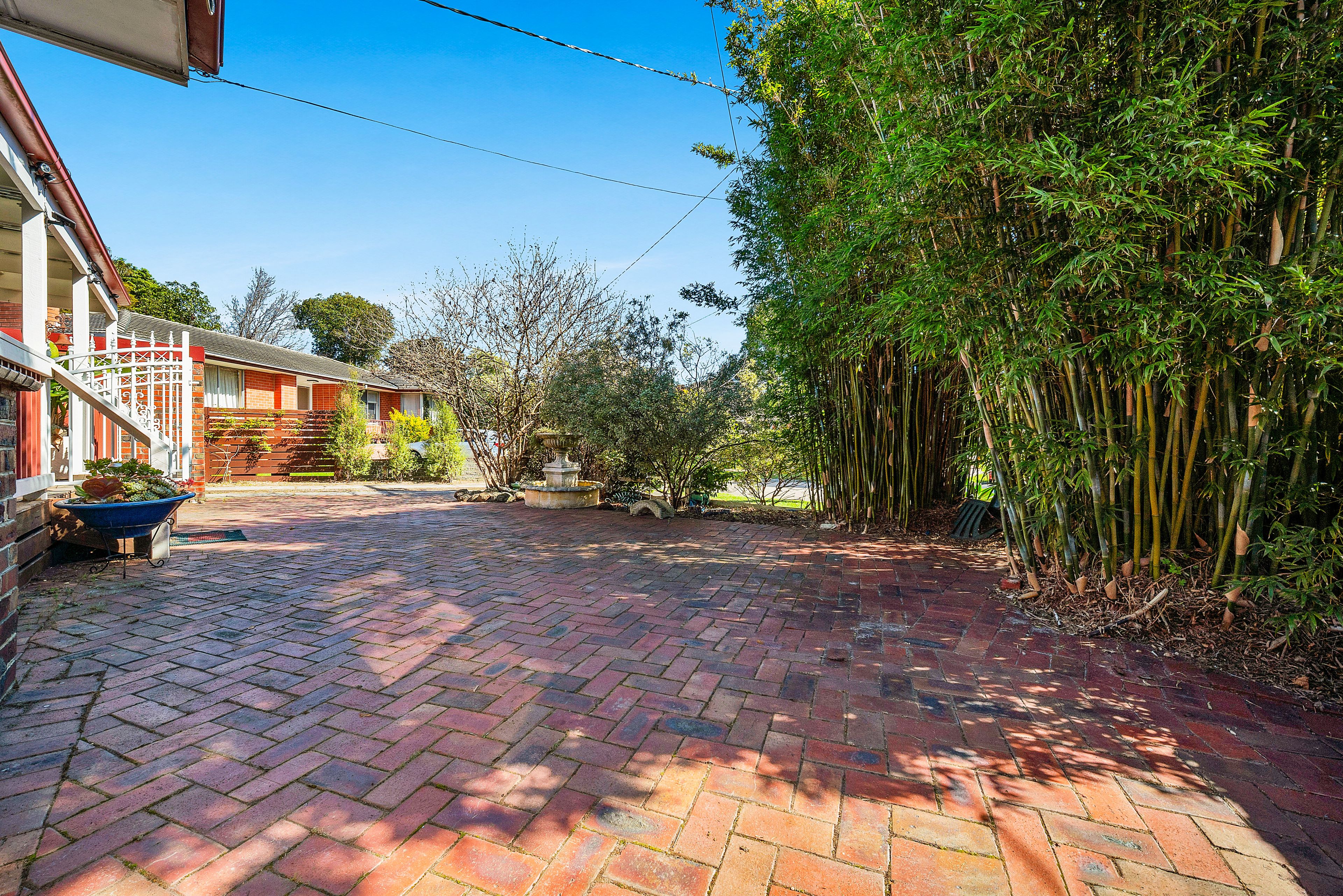 7 Madeira Court — photo 3 of 22