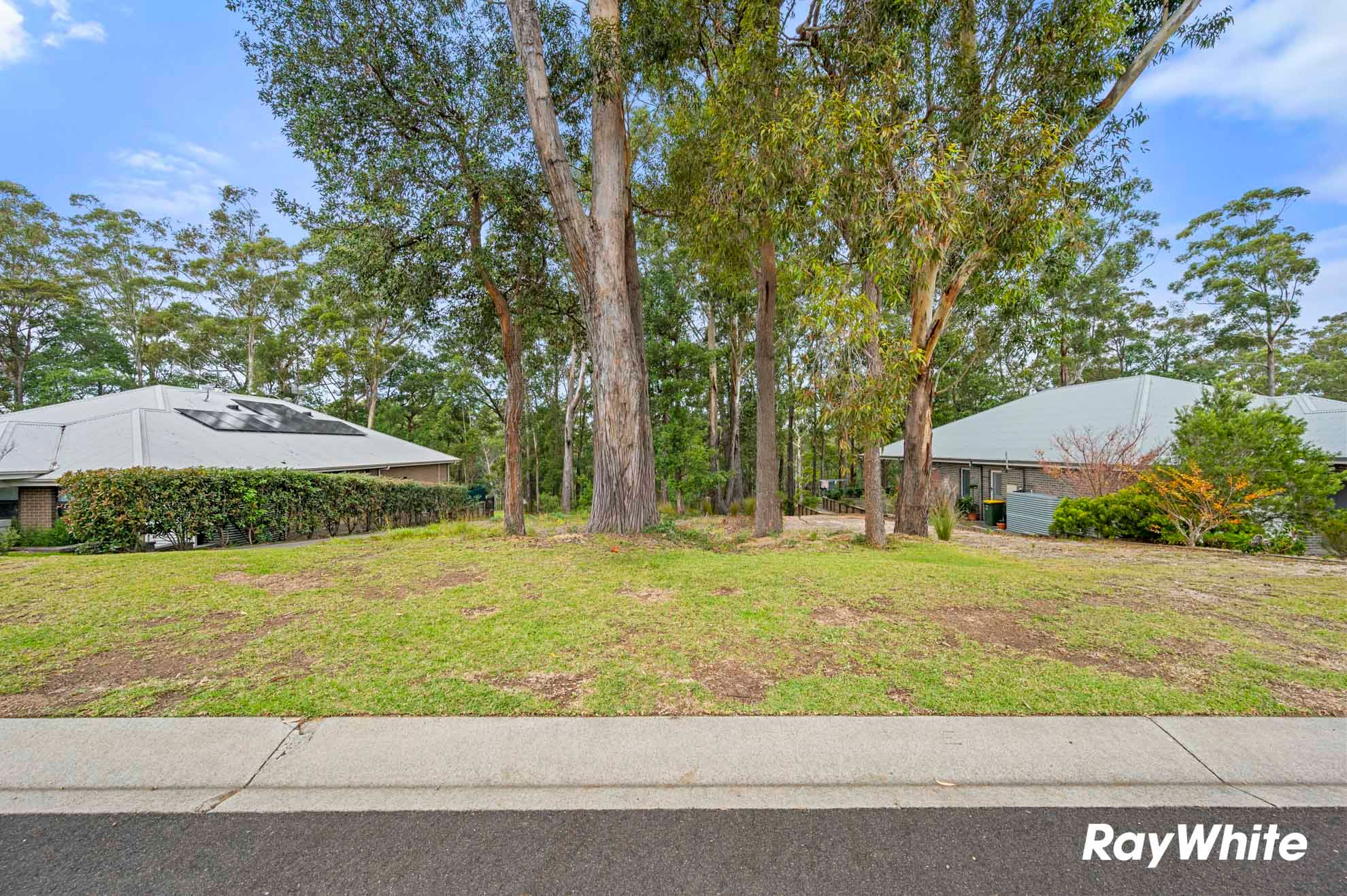 23 Yarrawonga Drive — photo 5 of 11