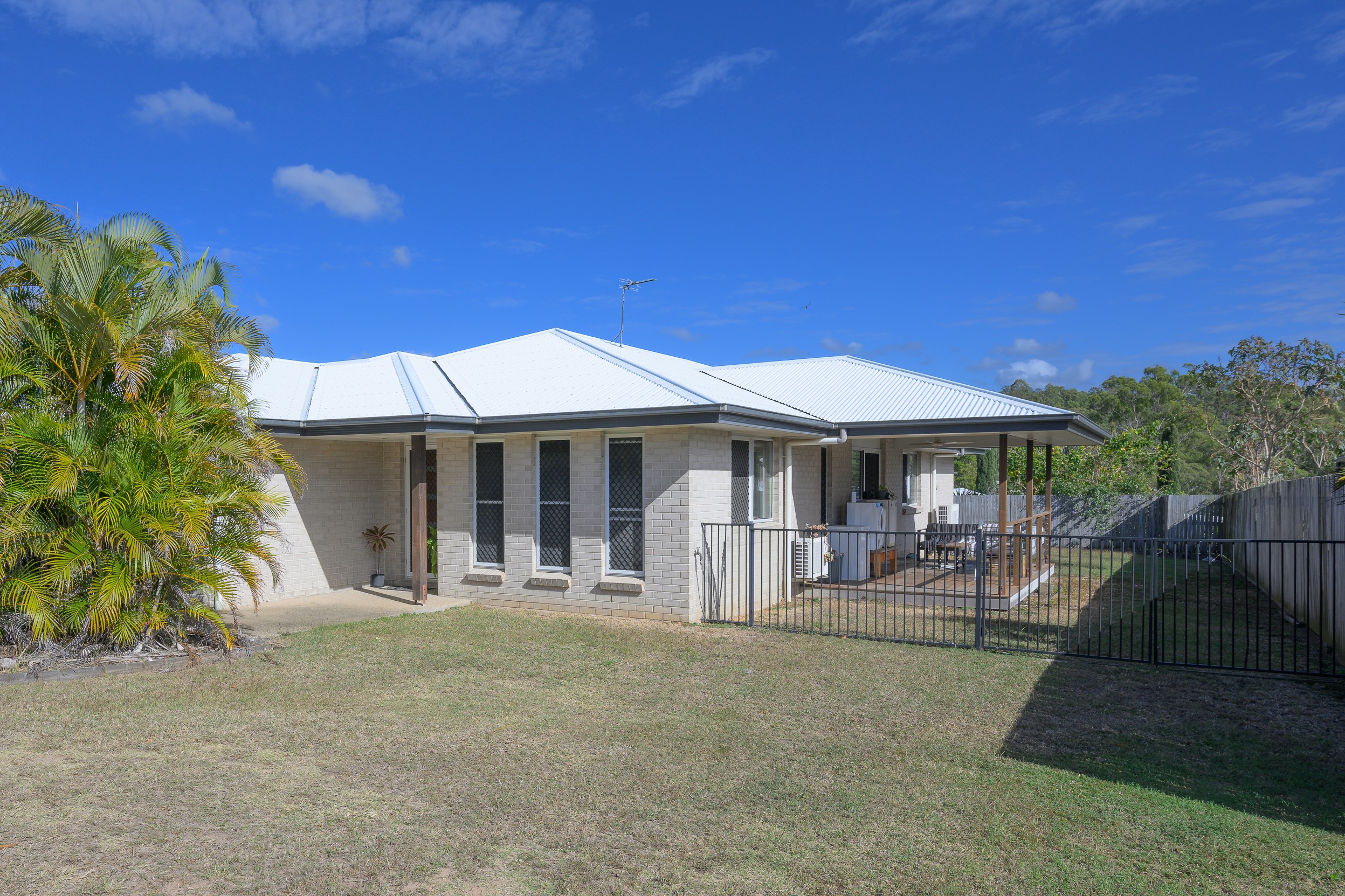 30 Bottlebrush Drive, Kirkwood, QLD 4680