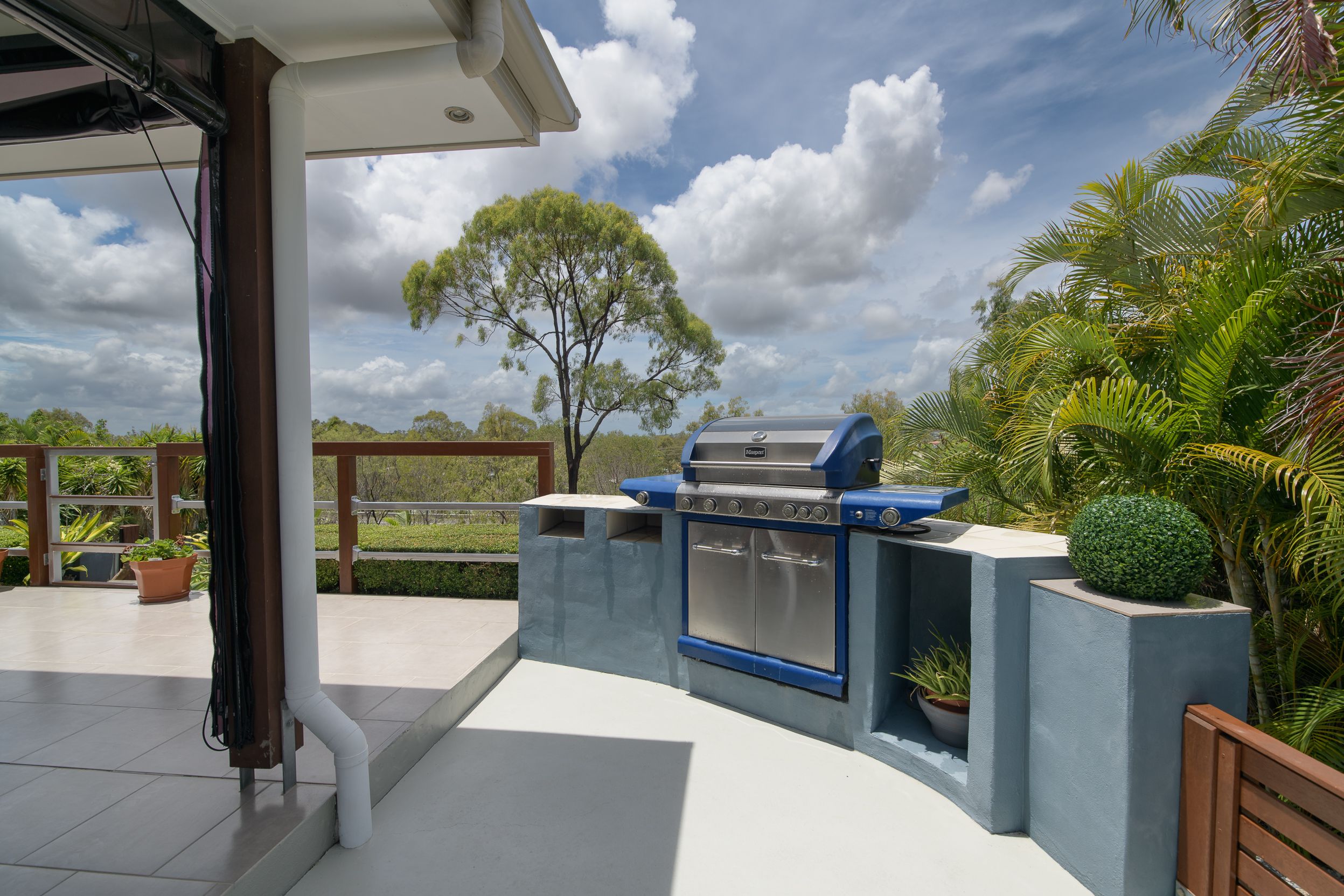 13 Koowin Drive, Kirkwood, QLD 4680