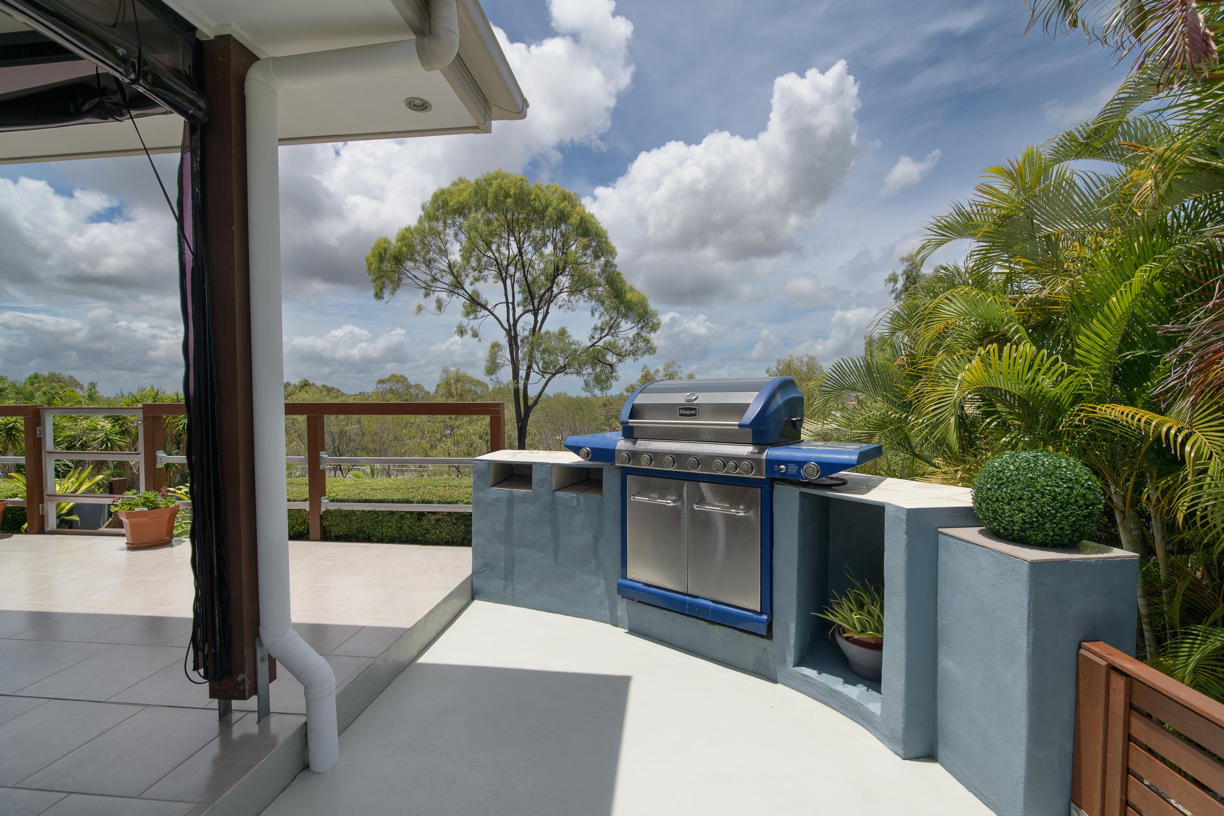 13 Koowin Drive, Kirkwood, QLD 4680