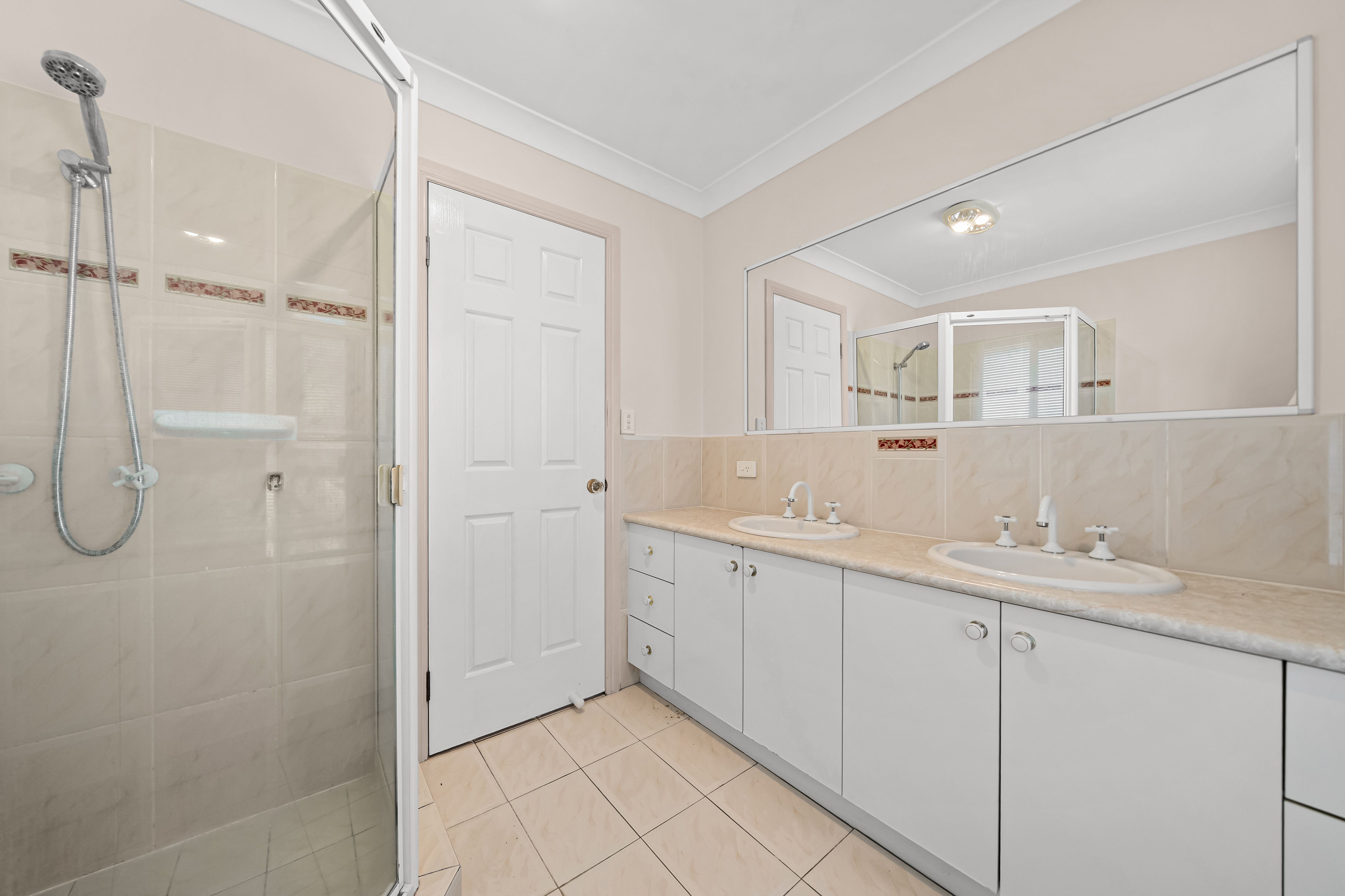 28 Azalea Crescent — photo 14 of 21