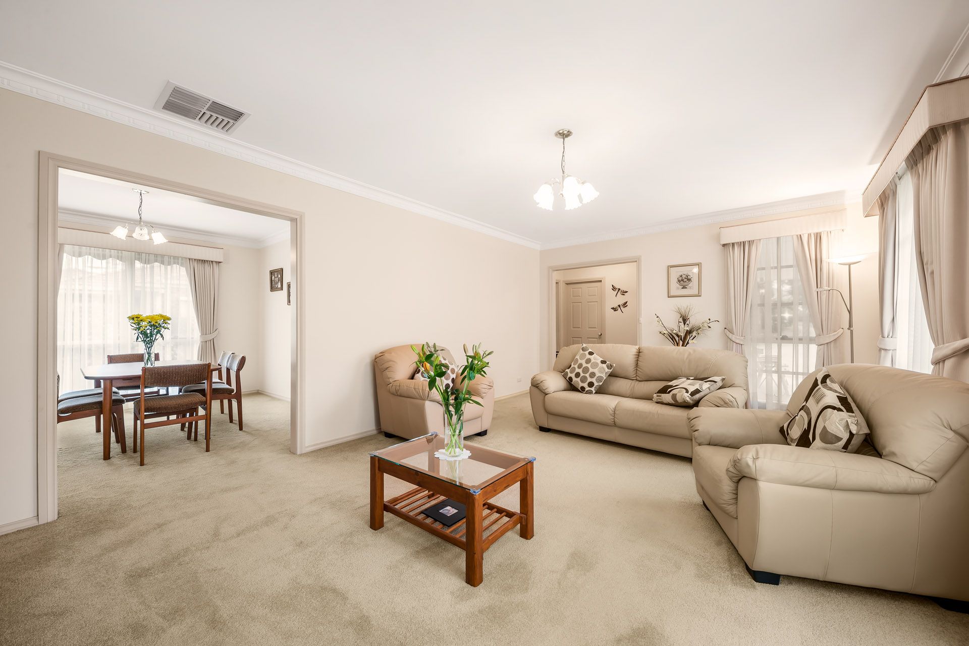 2/19 Newbigin Street, Burwood, VIC 3125