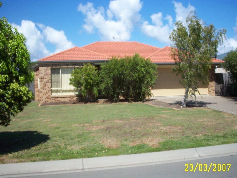 11 Nique Court, Scarborough, QLD 4020