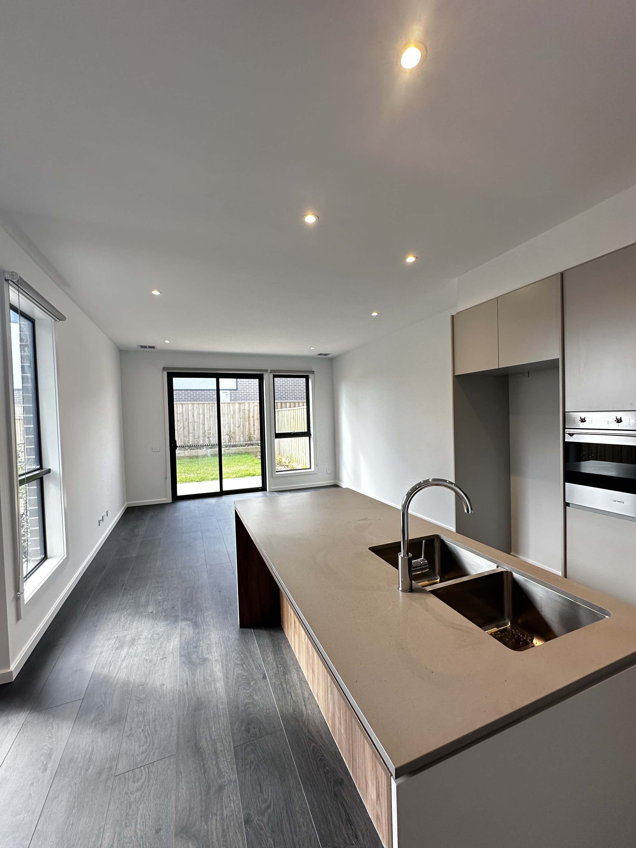 23 Elmhurst Avenue, AINTREE, VIC 3336