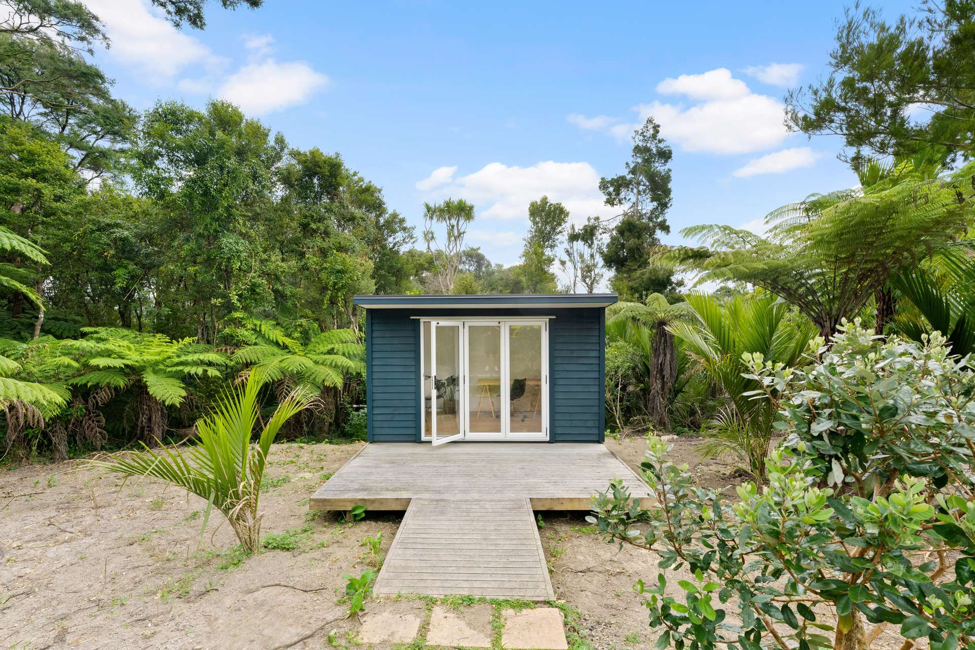 107 Te Henga Road photo 3