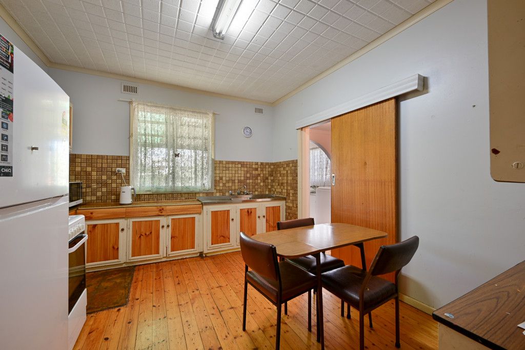 7 Carrig Avenue — photo 10 of 18