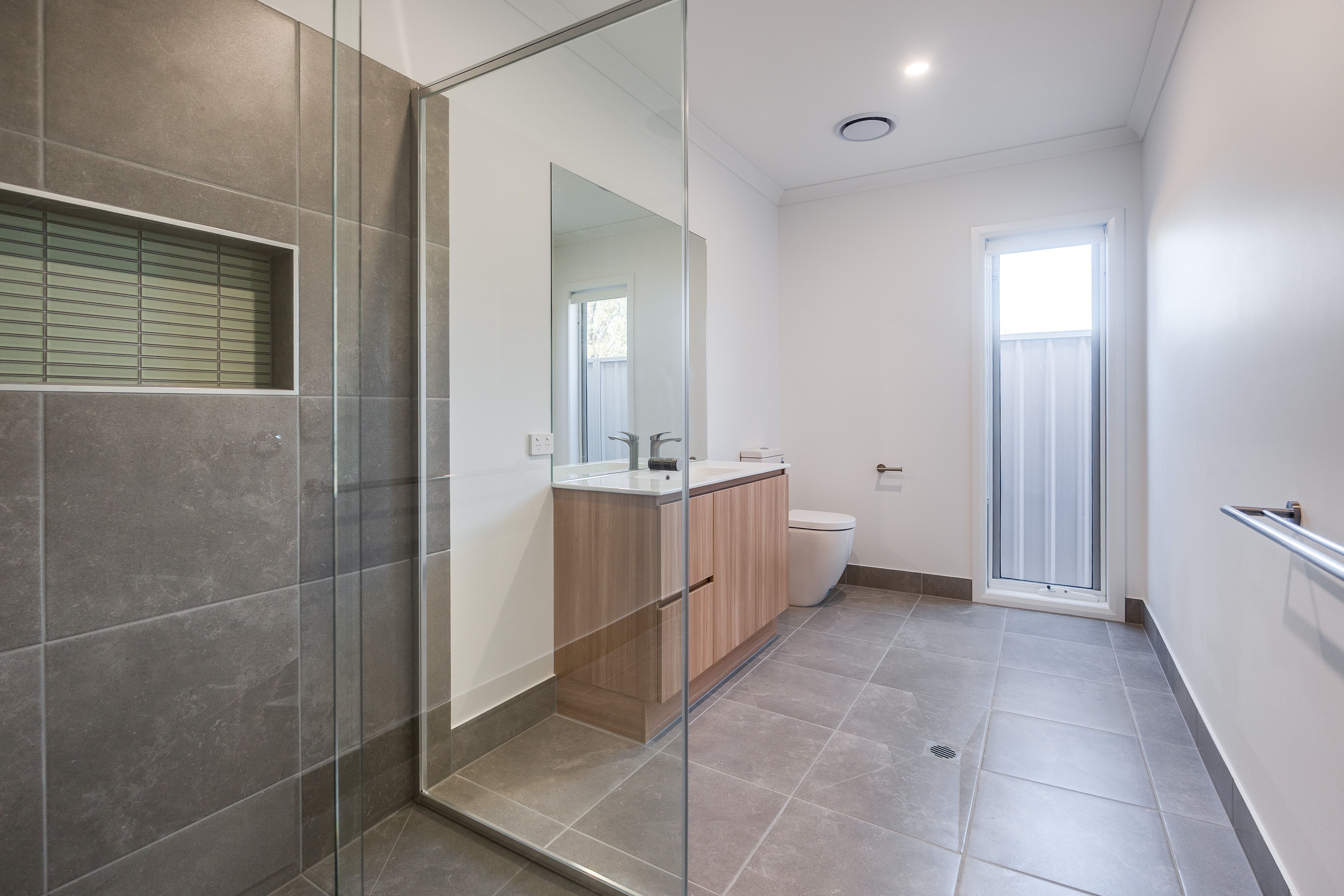 31 Sweetwater Drive — photo 10 of 14
