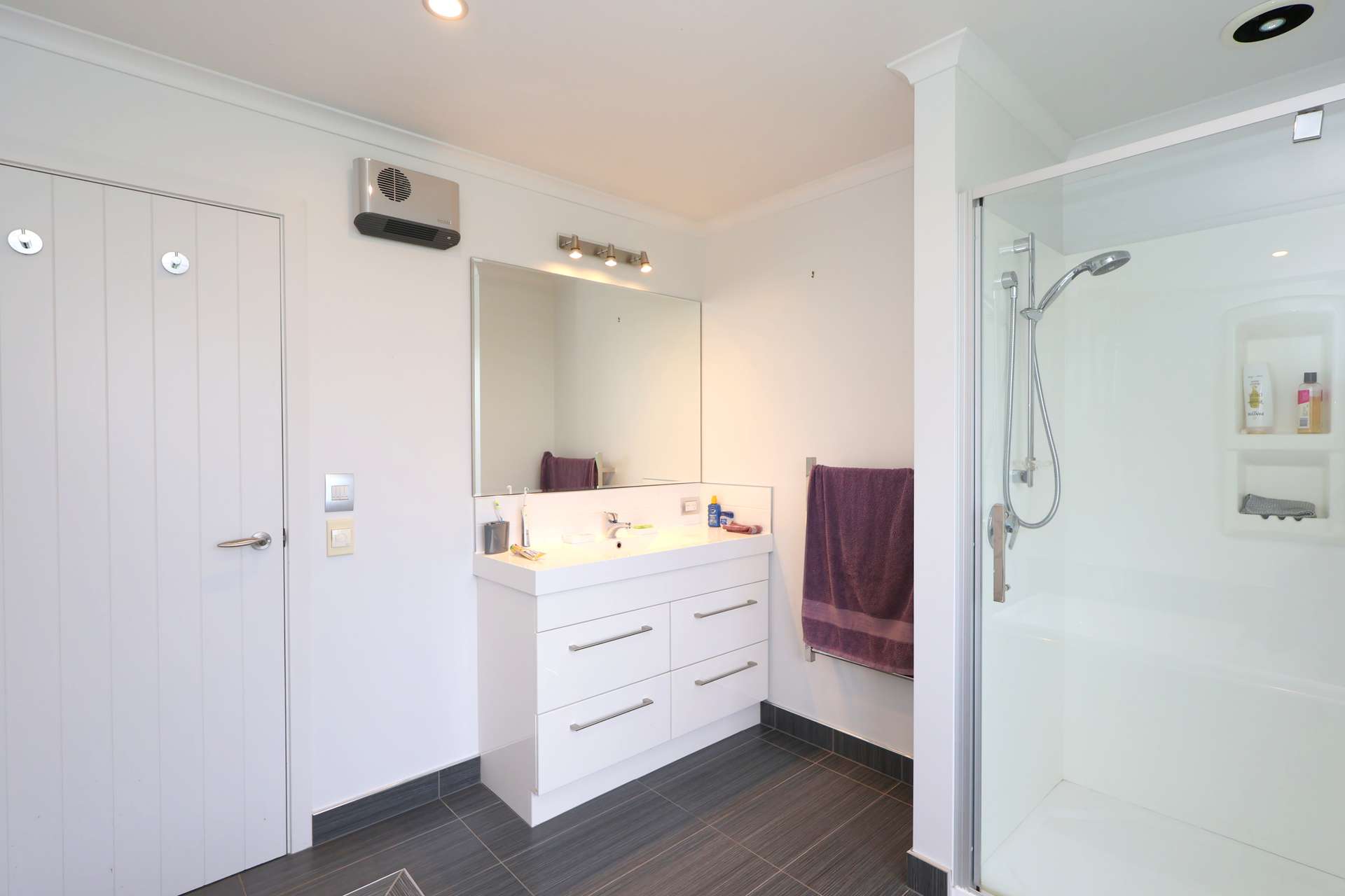 135 Millwood Glen photo 33