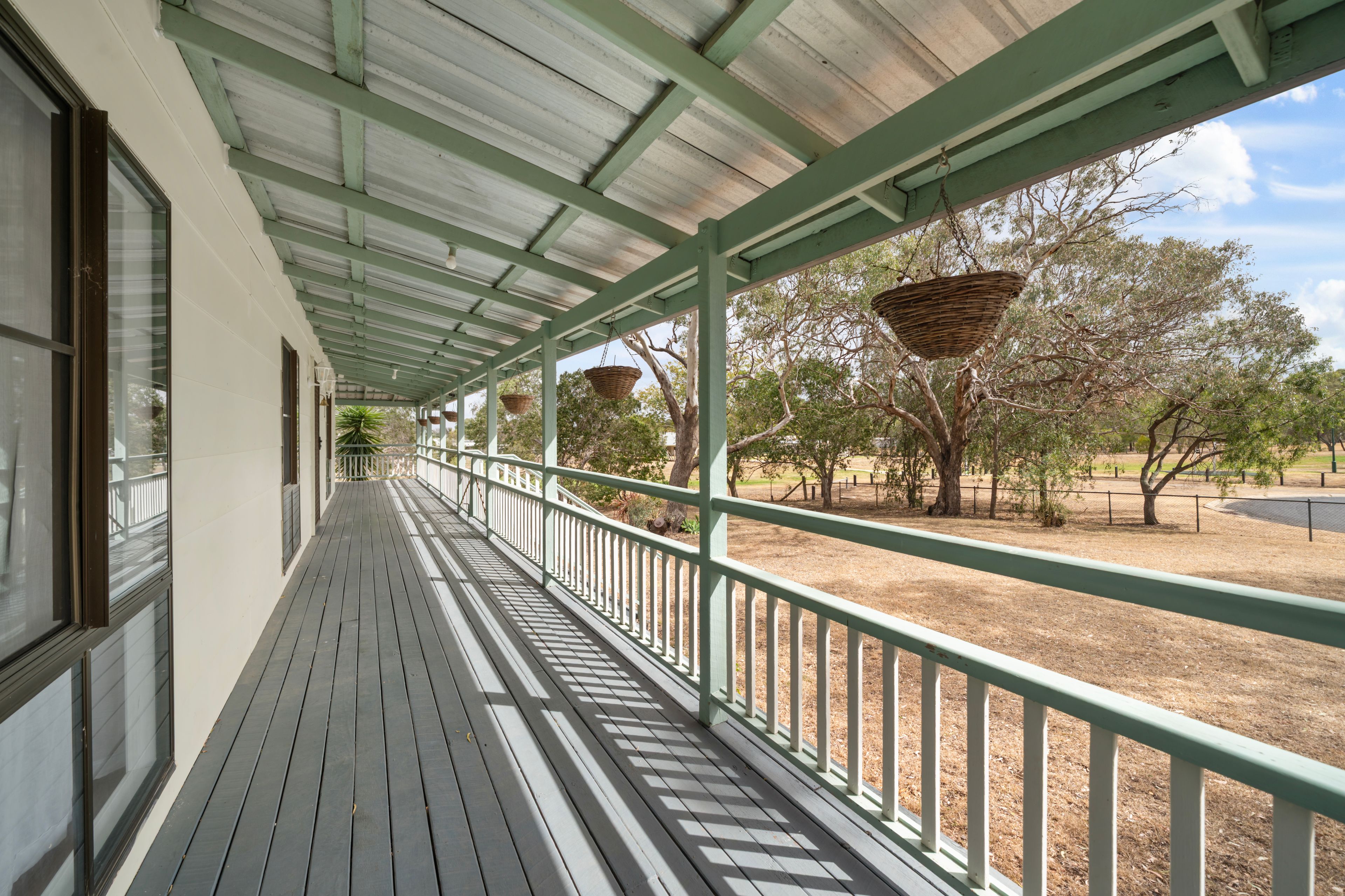 28 Claire Lee Crescent, Kingsthorpe, QLD 4400