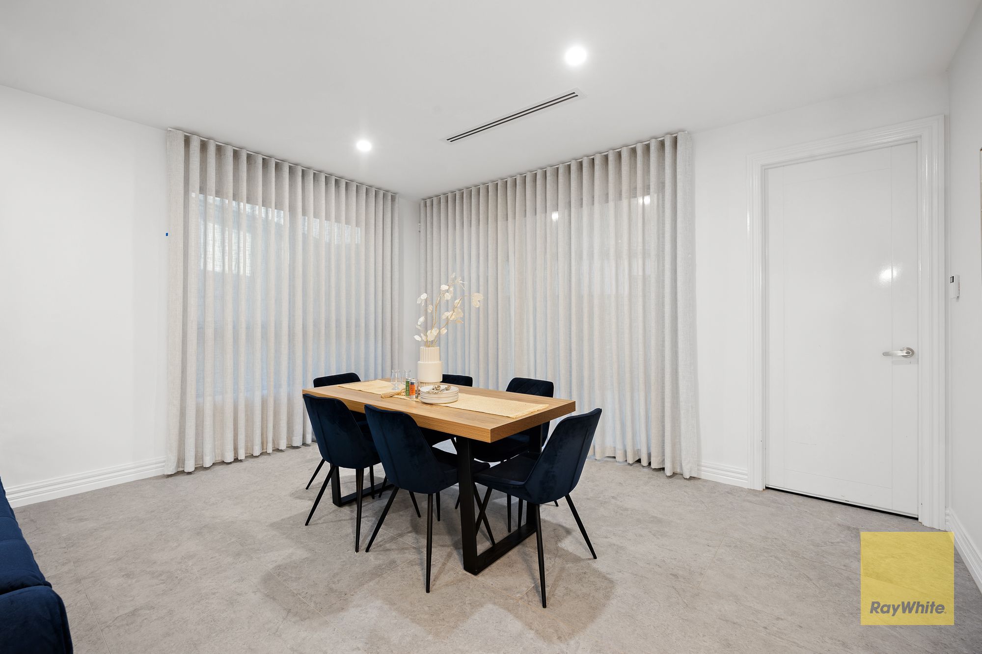 5 Lowland Crescent — photo 12 of 30
