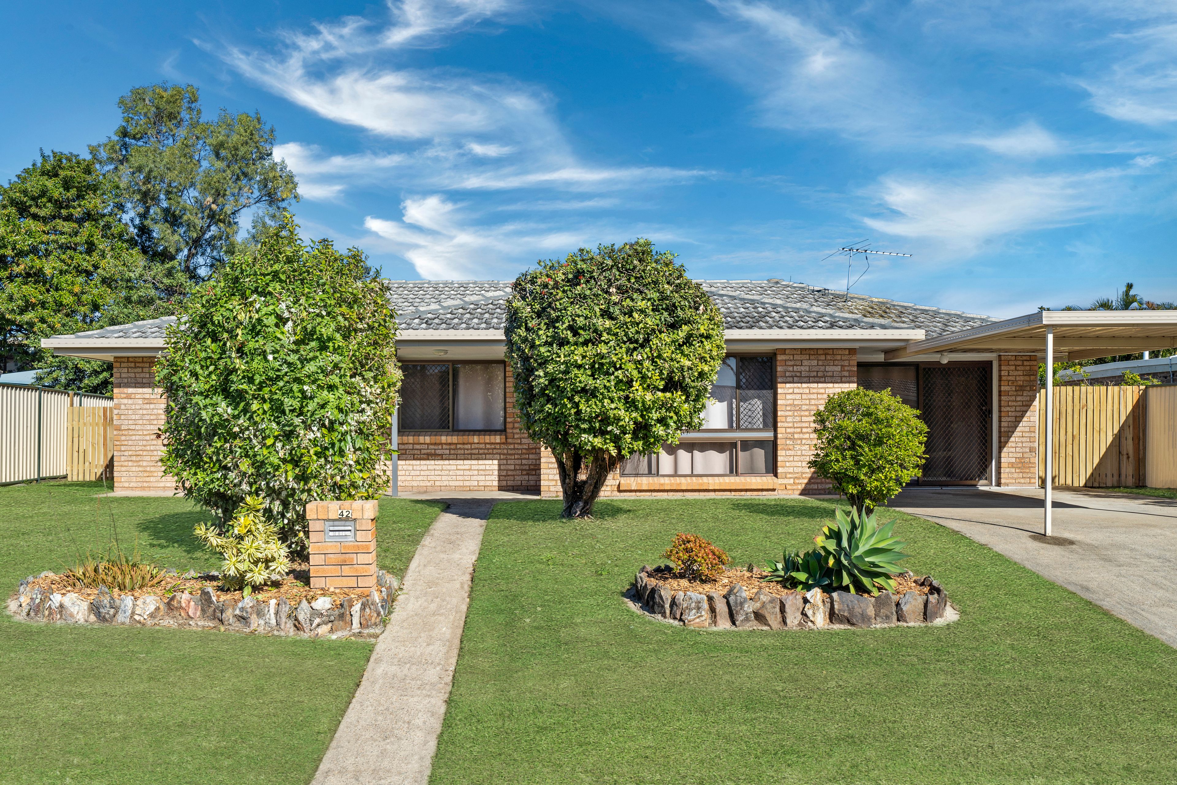 42 Glendevon Crescent, Mount Warren Park, QLD 4207
