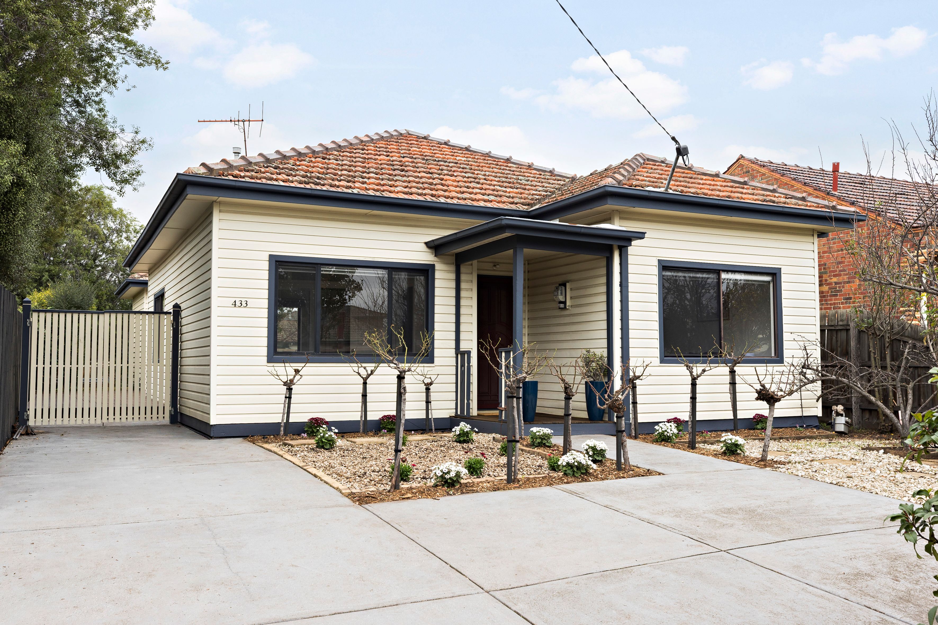 433 Bell Street — photo 16 of 16