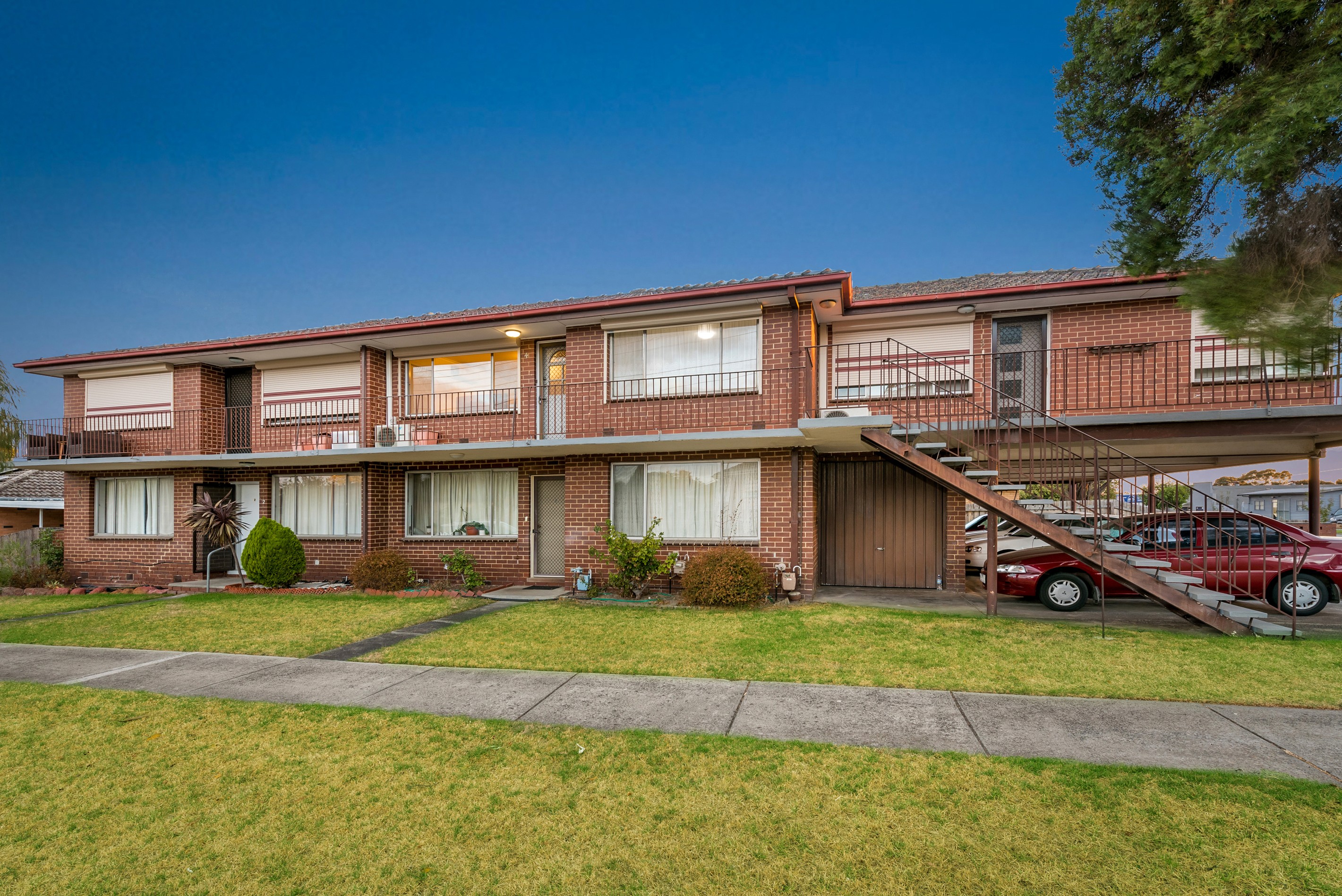 4/33 Gladstone Road, Dandenong, VIC 3175