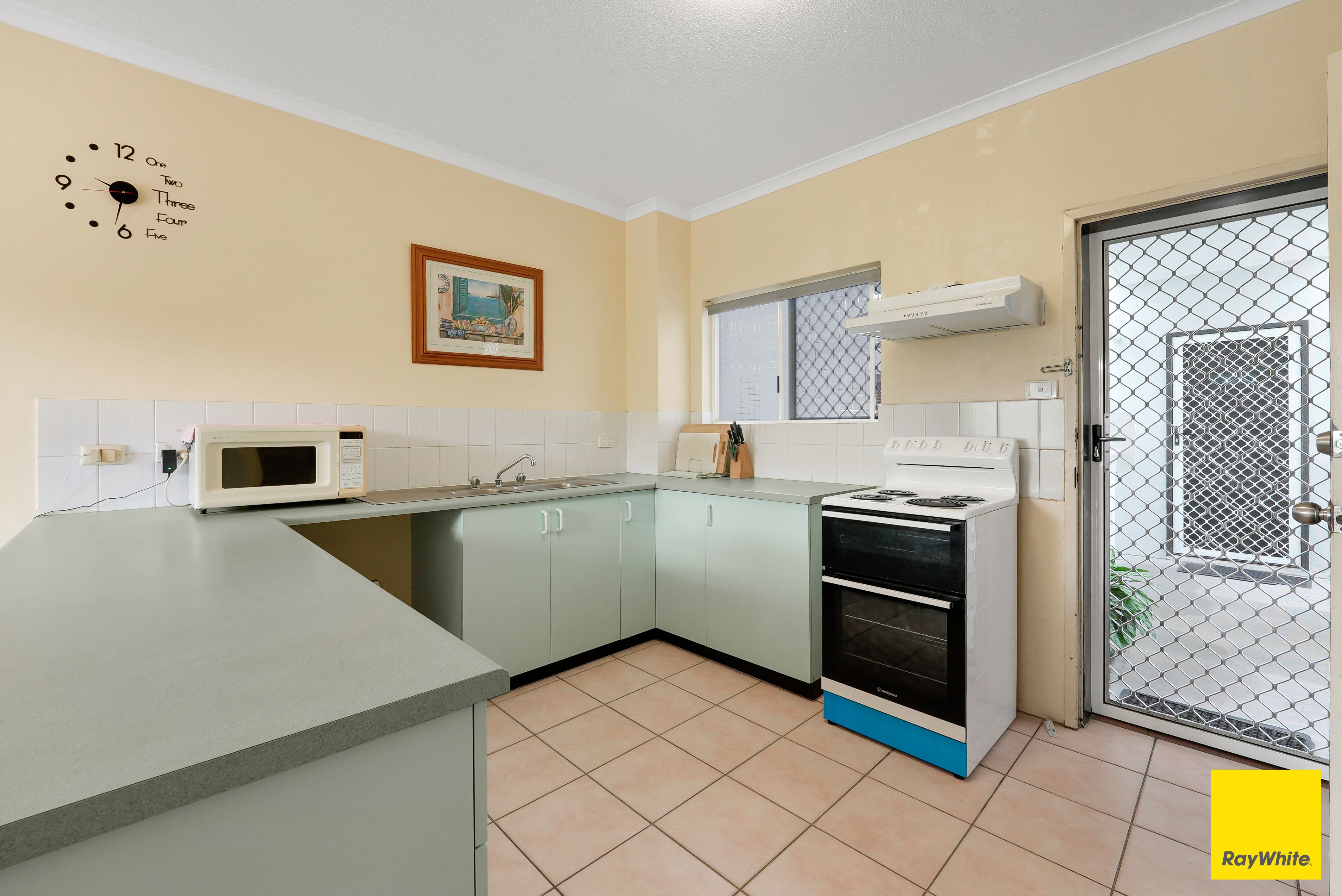 203/219-225 Mcleod Street, Cairns North, QLD 4870