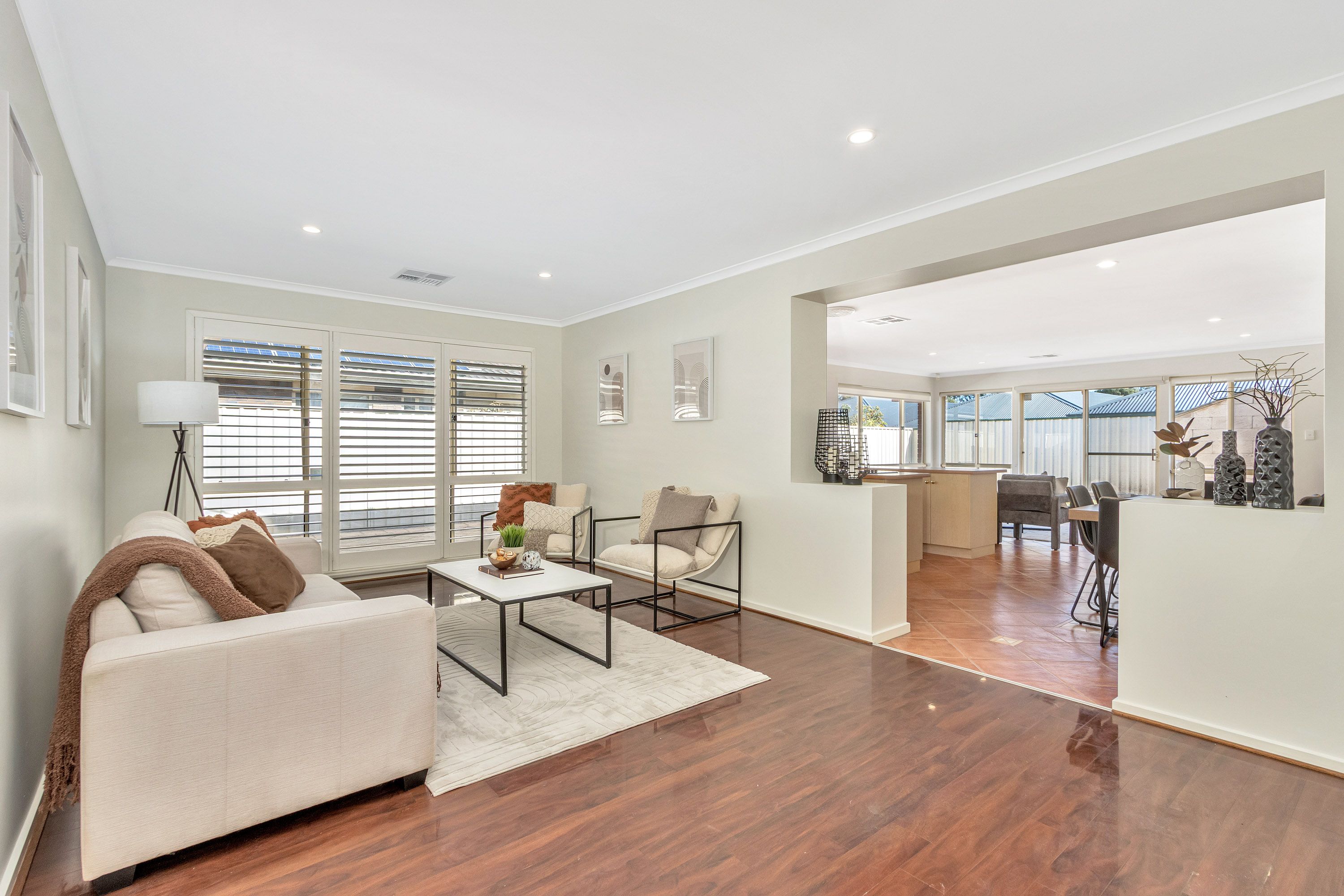 17 Rosecombe Place, Parafield Gardens, SA 5107