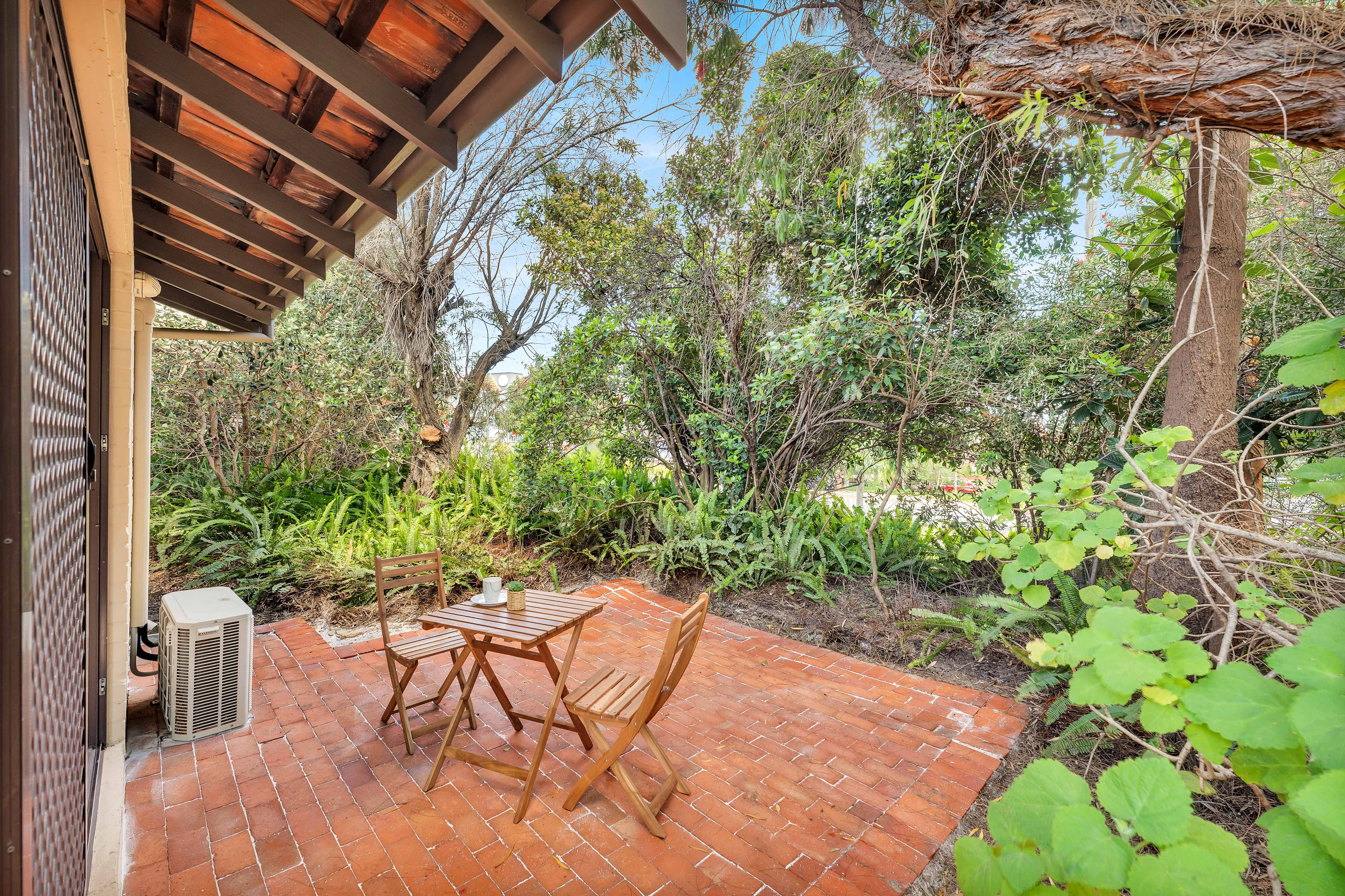 13/25 Eric Street, Como, WA 6152