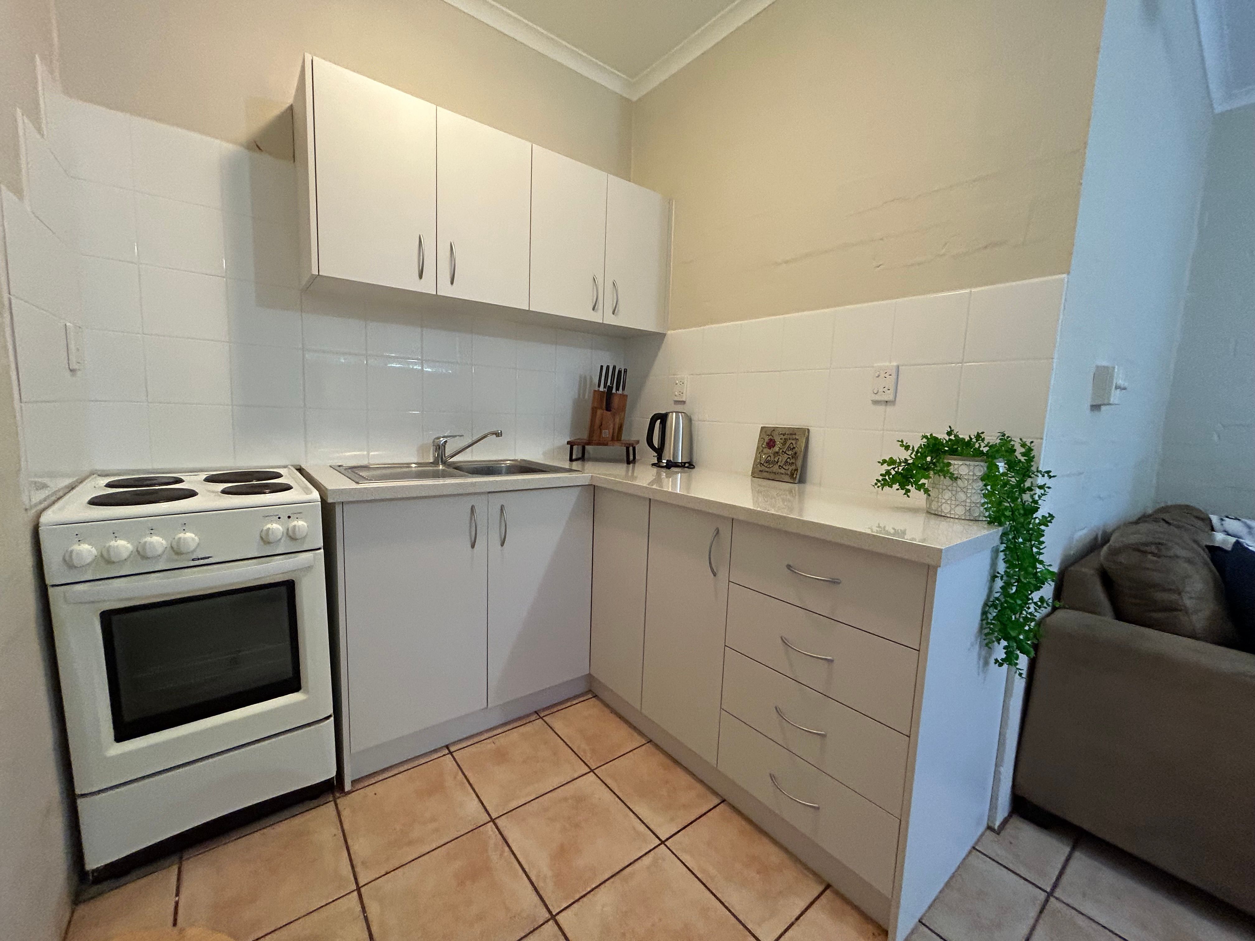 31/2 MILNER Street — photo 6 of 18
