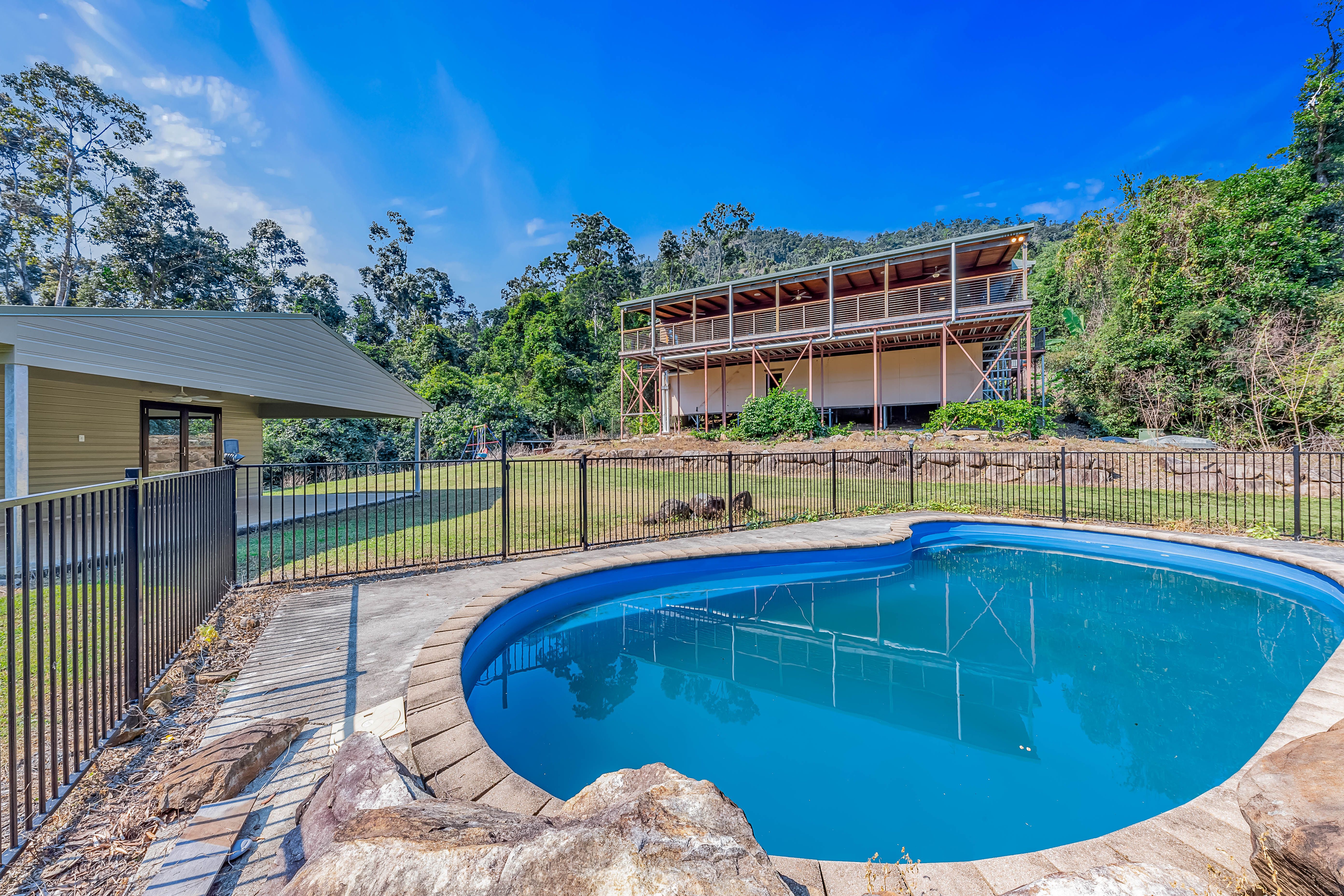 89 Timberland Road, Jubilee Pocket QLD 4802