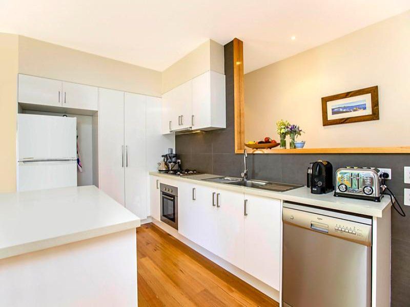 30 Allan Street, Aberfeldie, VIC 3040
