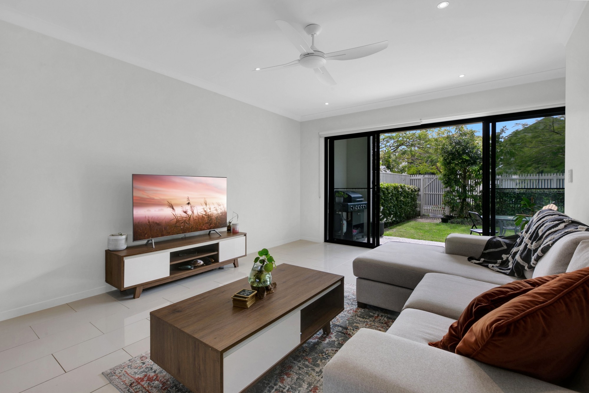 52 Peninsula Drive, Robina, QLD 4226