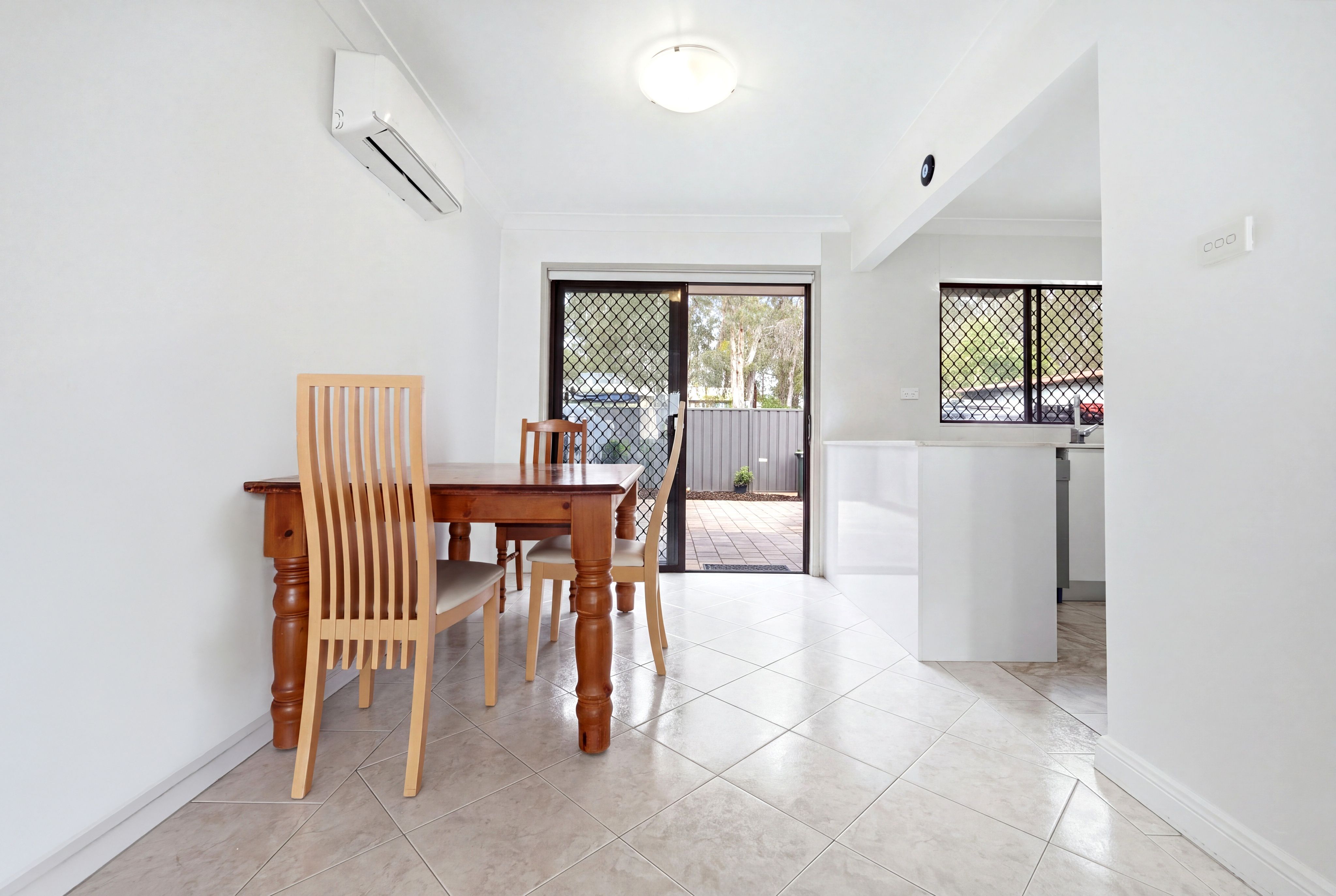63/34-36 Ainsworth Crescent — photo 5 of 15