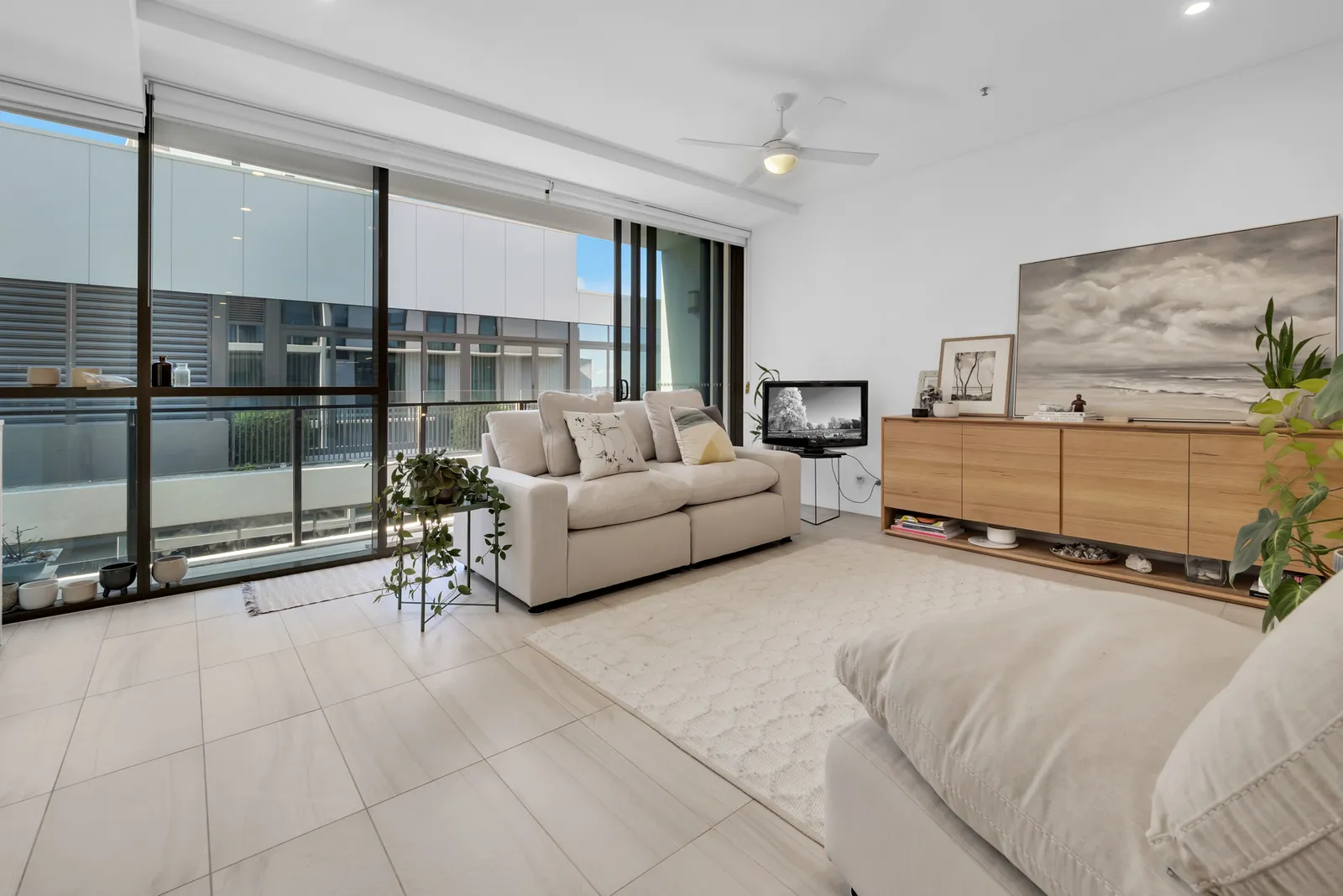 1301/10 Stratton Street, Newstead