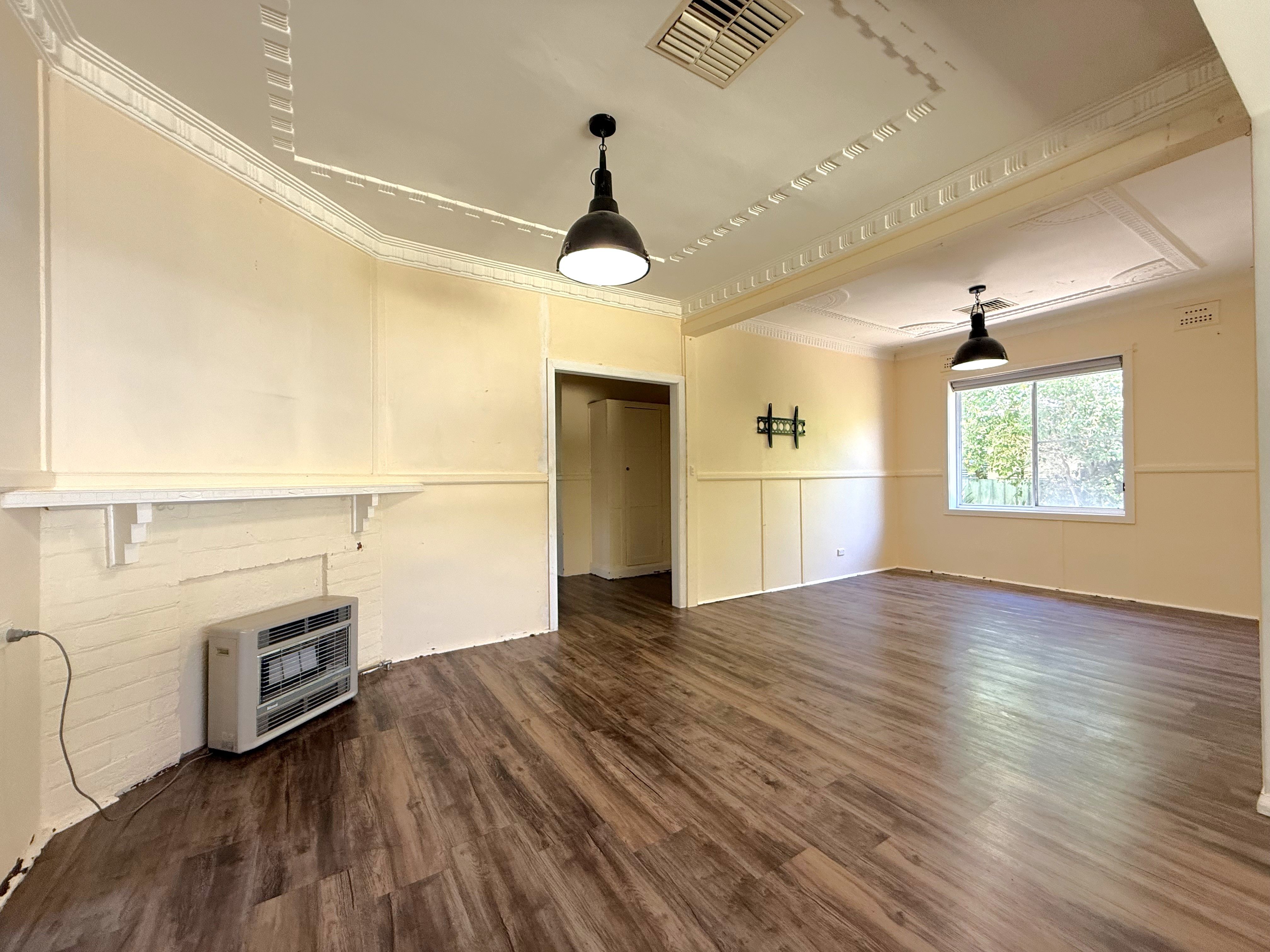 33 Lachlan Street, Young, NSW 2594