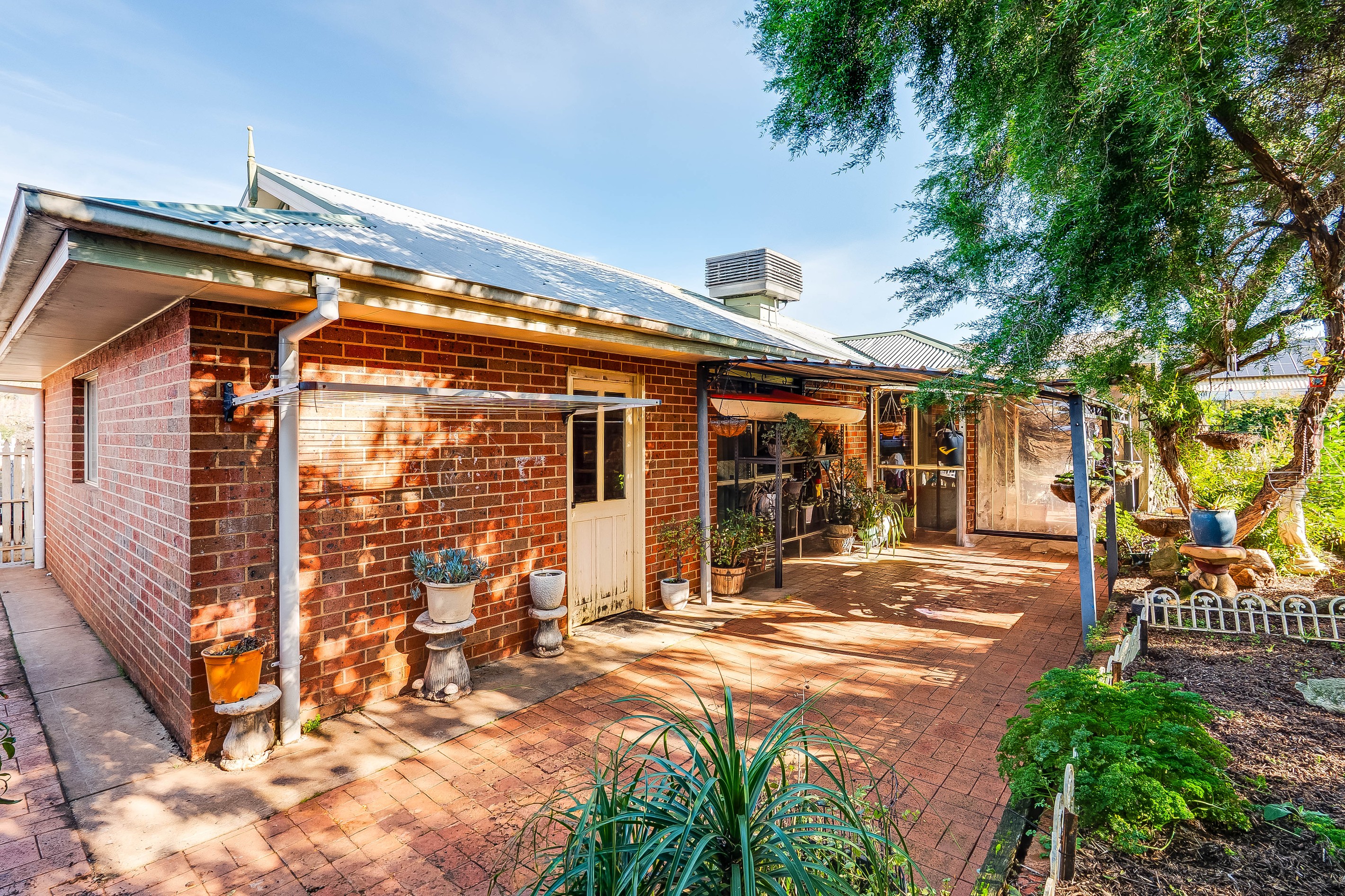 41 Azure Drive, West Wodonga, VIC 3690