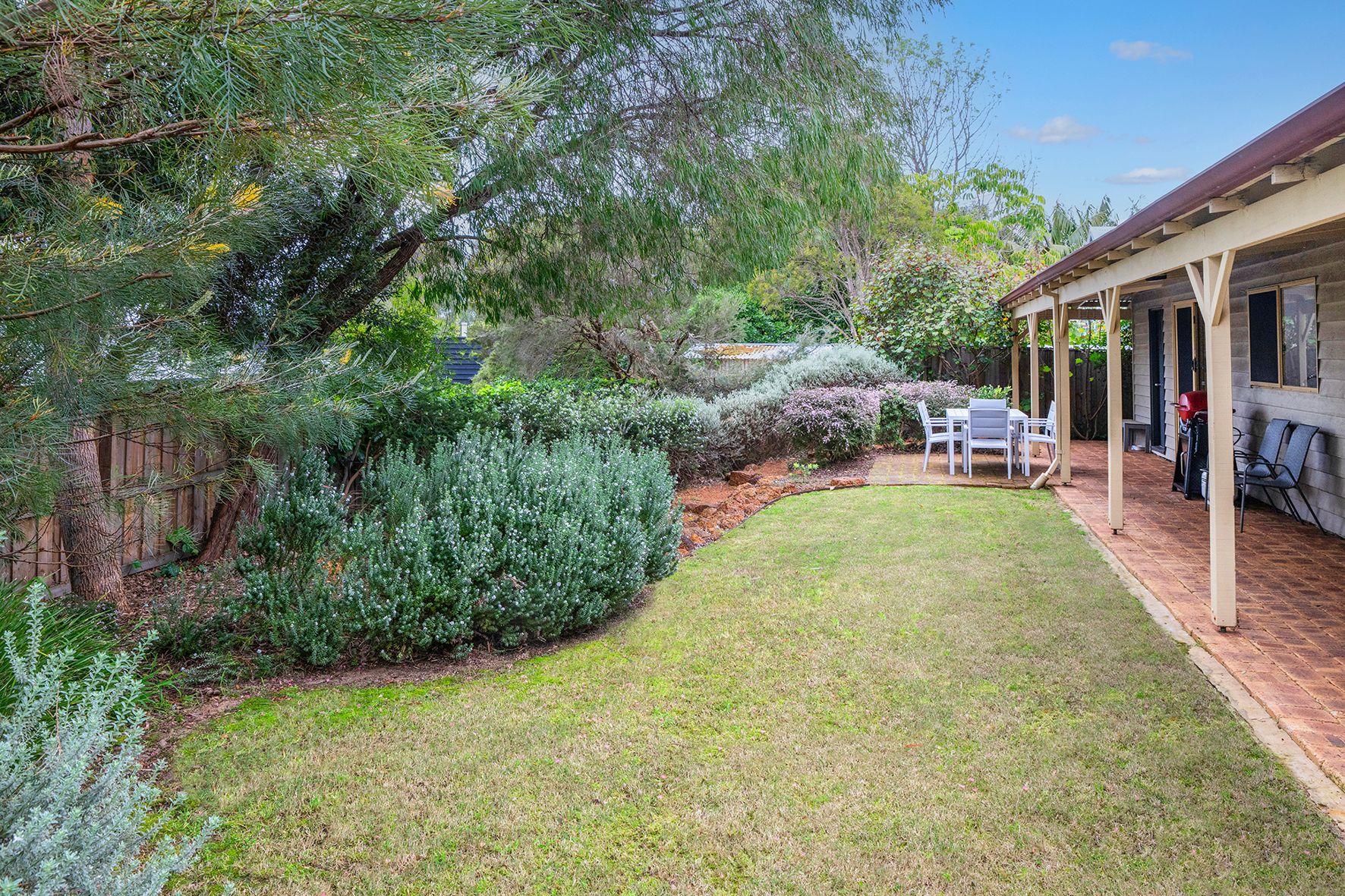 75 Naturaliste Terrace — photo 13 of 17